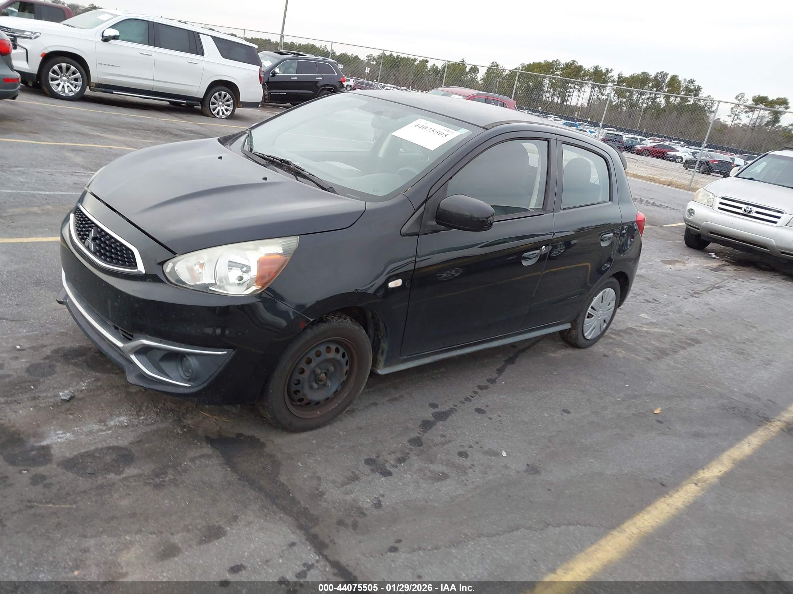 MITSUBISHI MIRAGE image 2