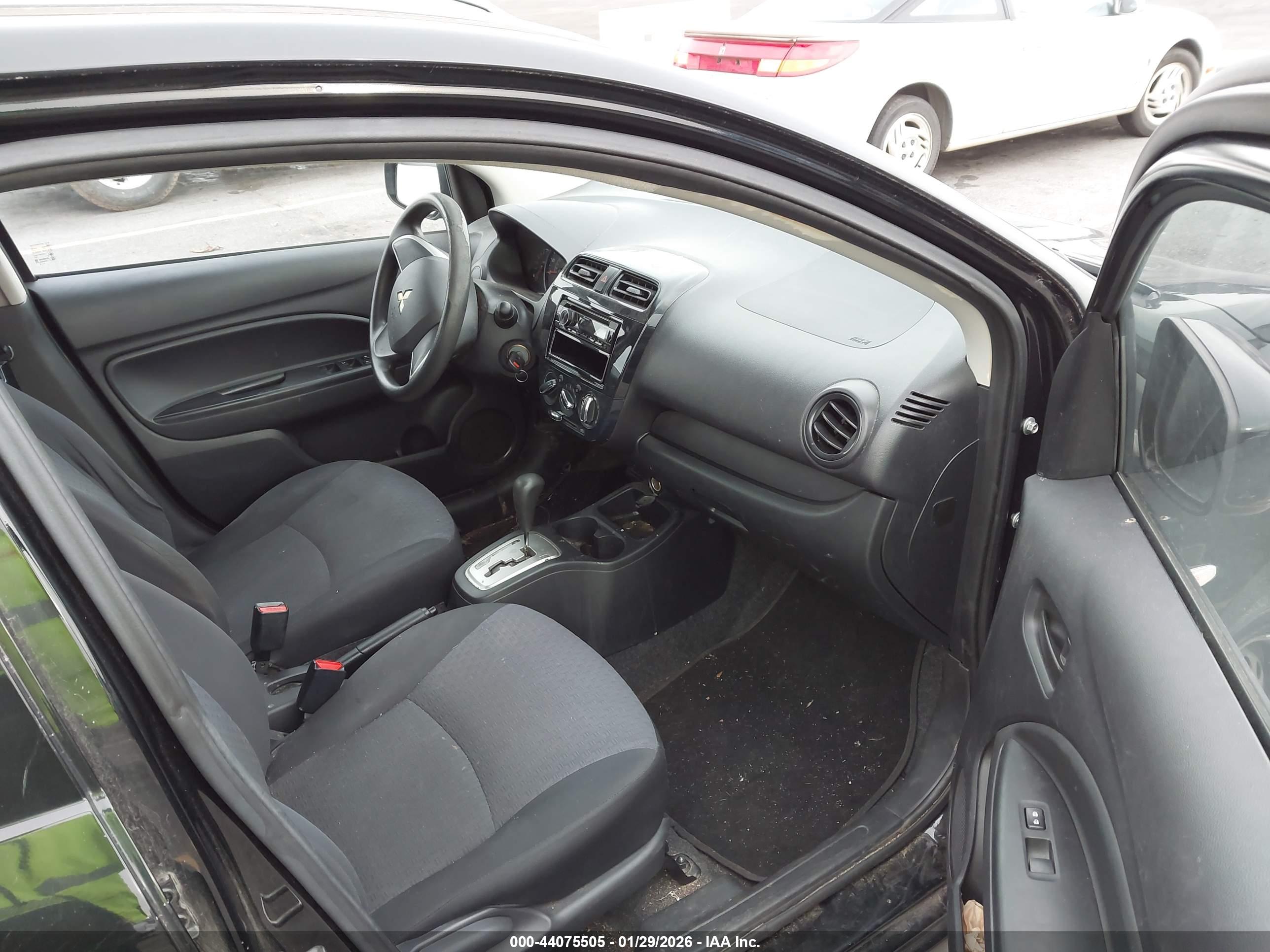 MITSUBISHI MIRAGE image 5