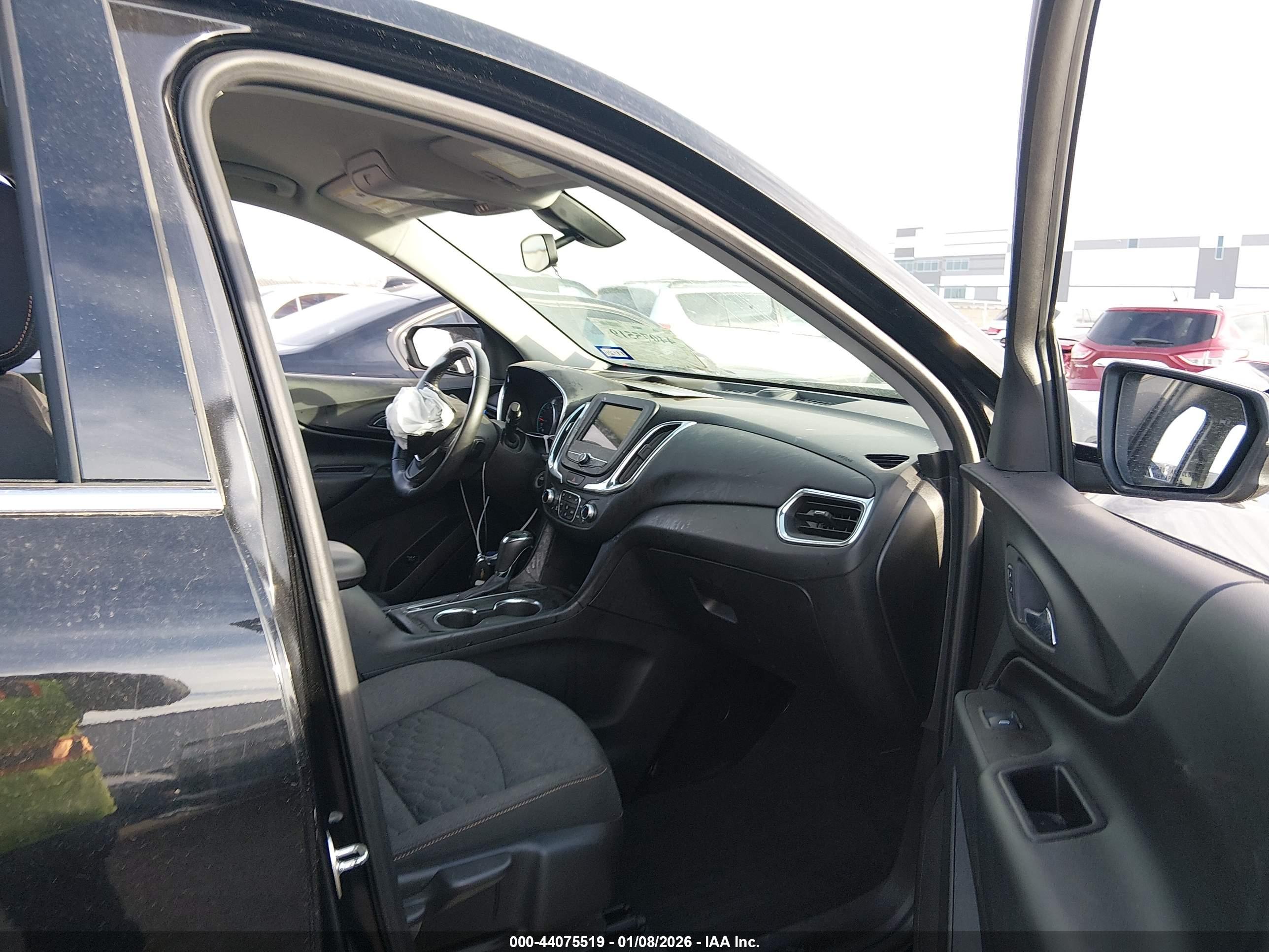 CHEVROLET EQUINOX image 5