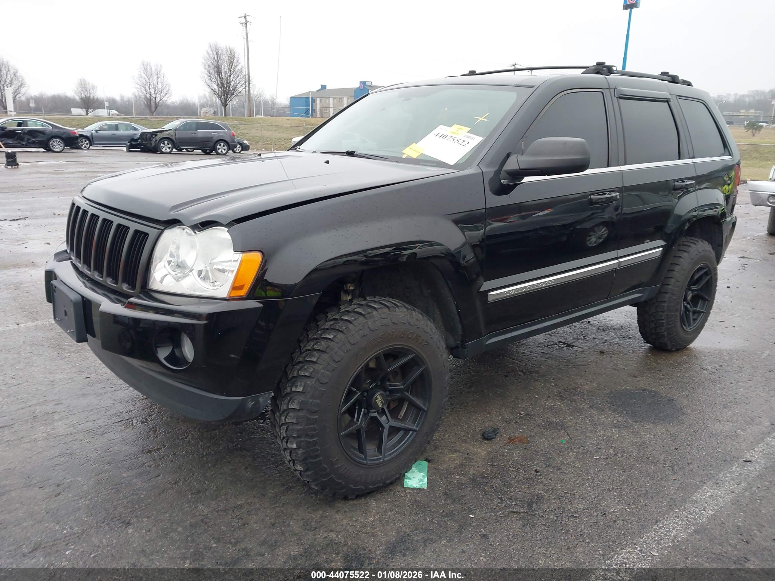 JEEP GRAND image 2