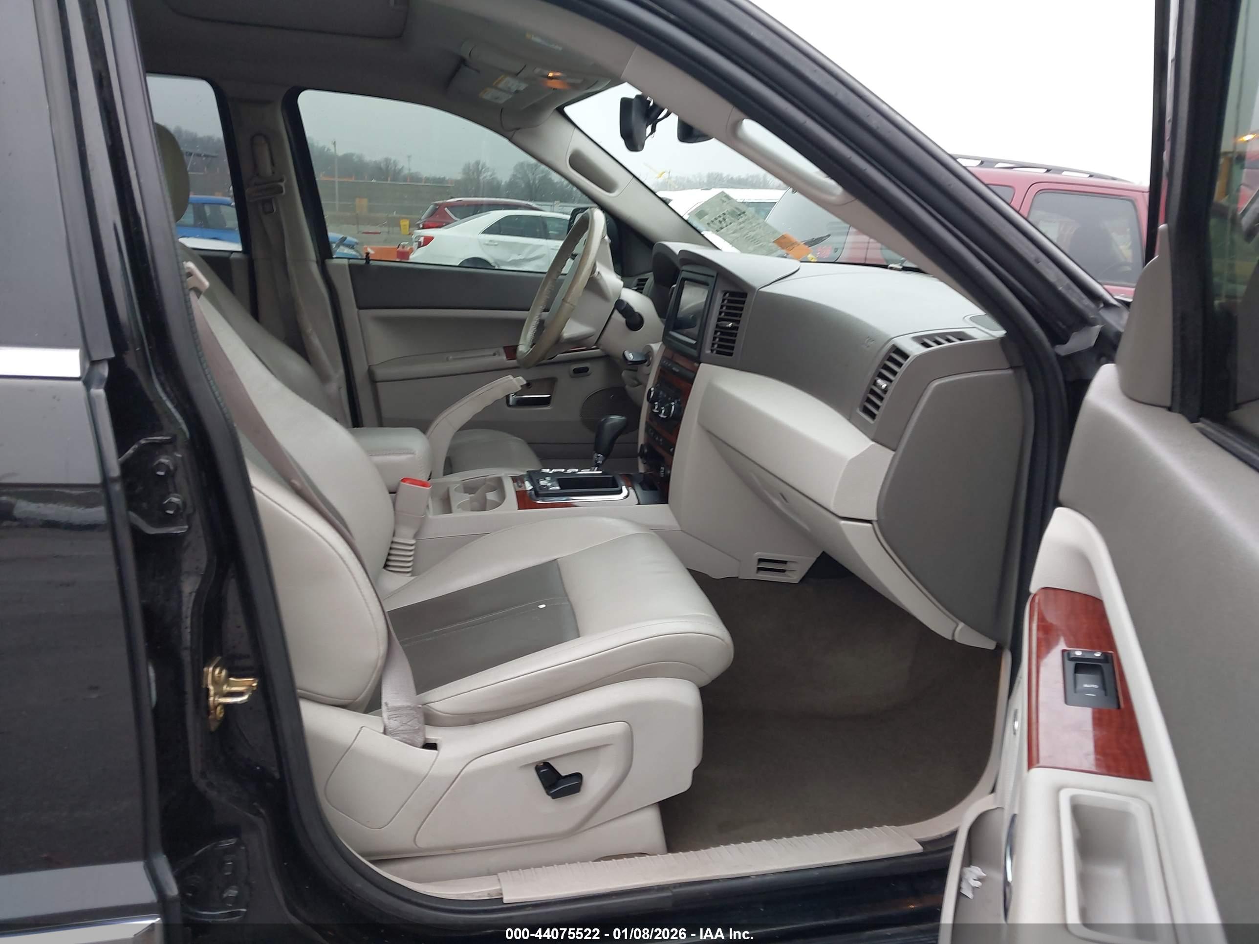 JEEP GRAND image 5