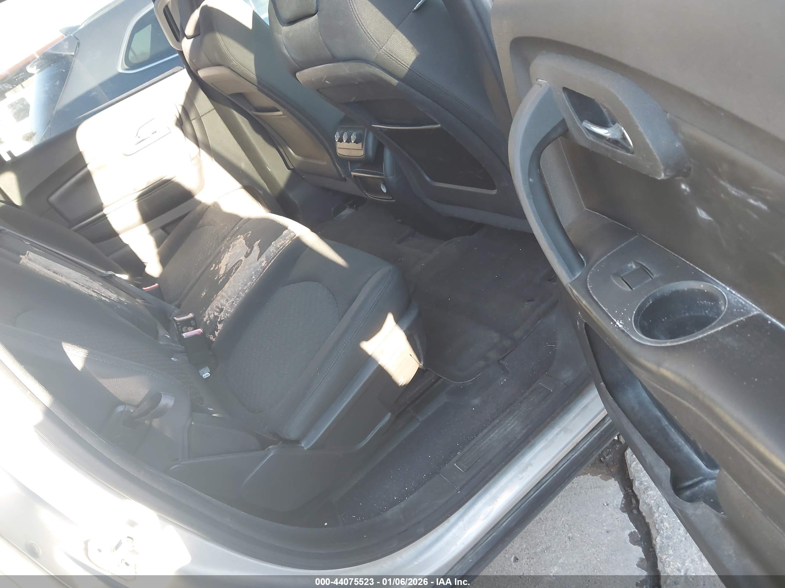 CHEVROLET TRAVERSE image 8