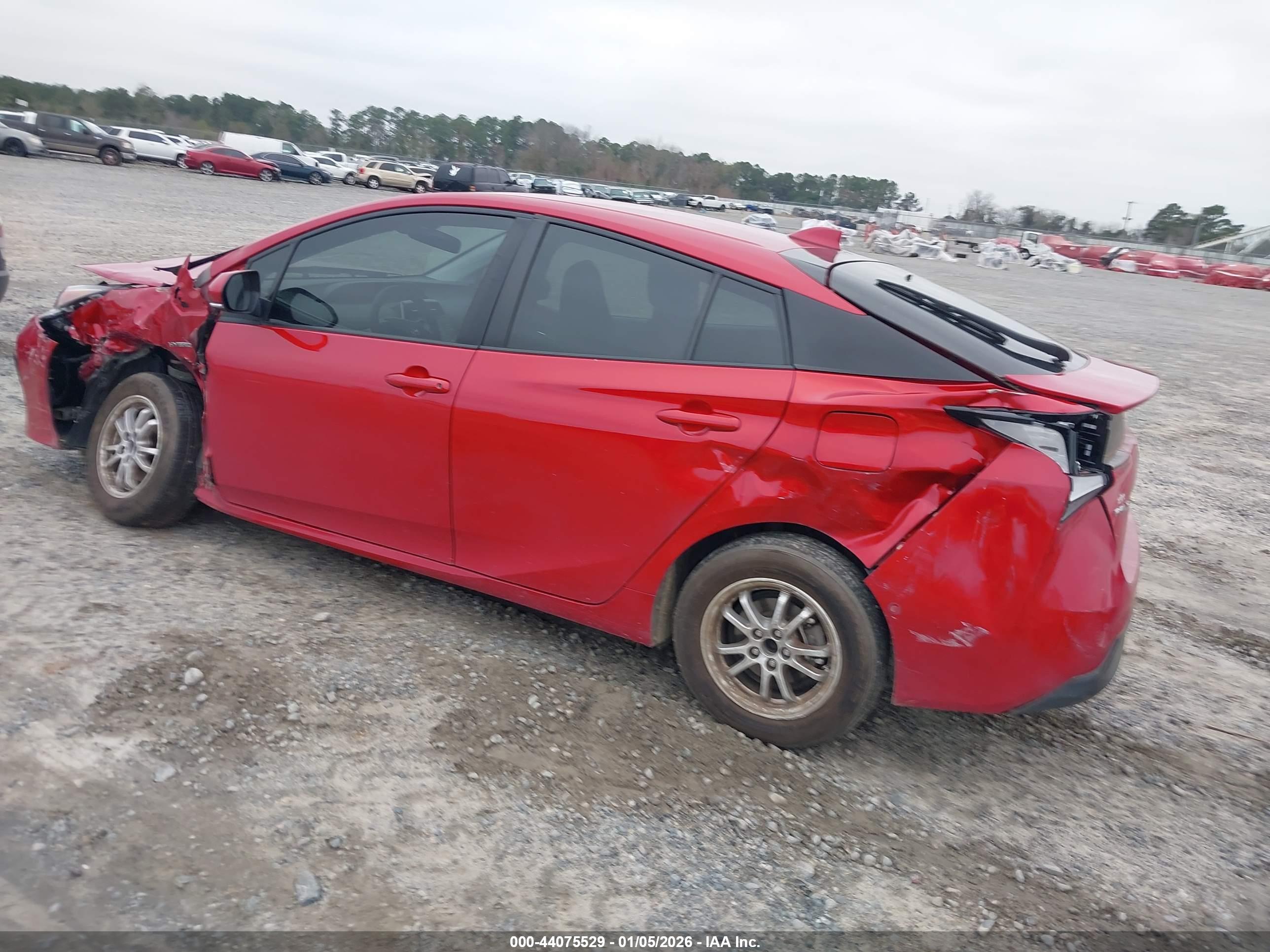 TOYOTA PRIUS image 3