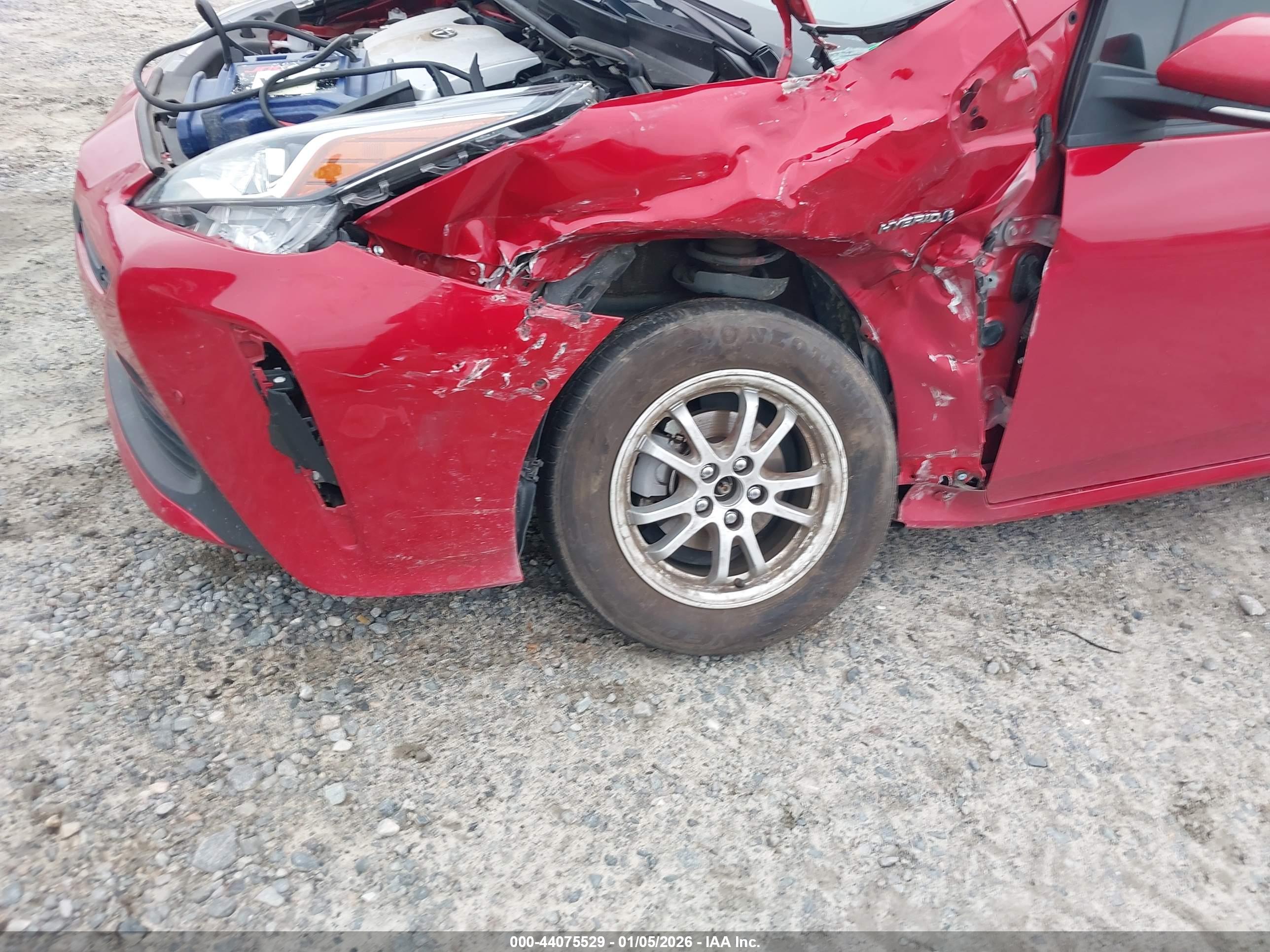 TOYOTA PRIUS image 6