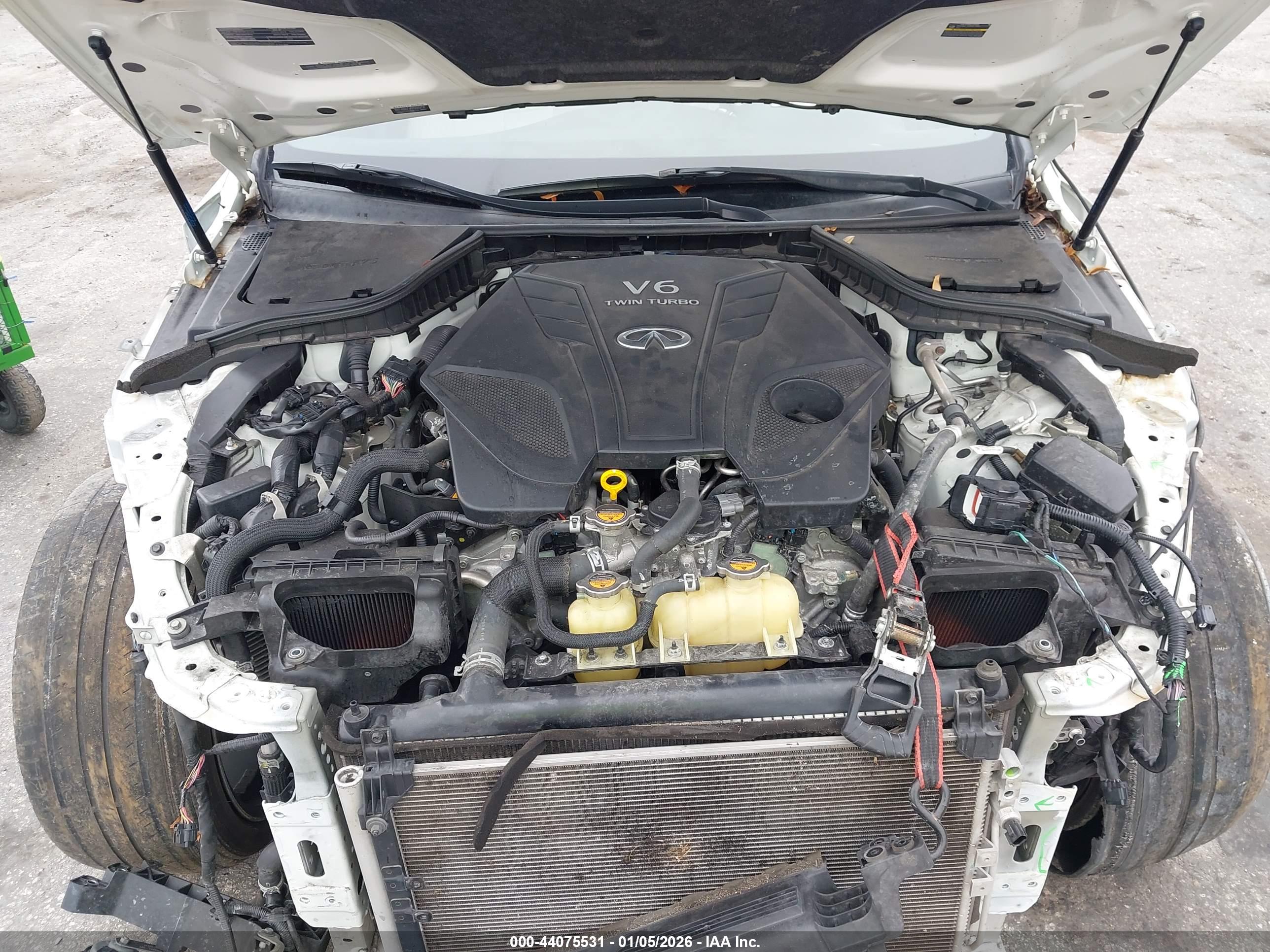 INFINITI Q50 image 10