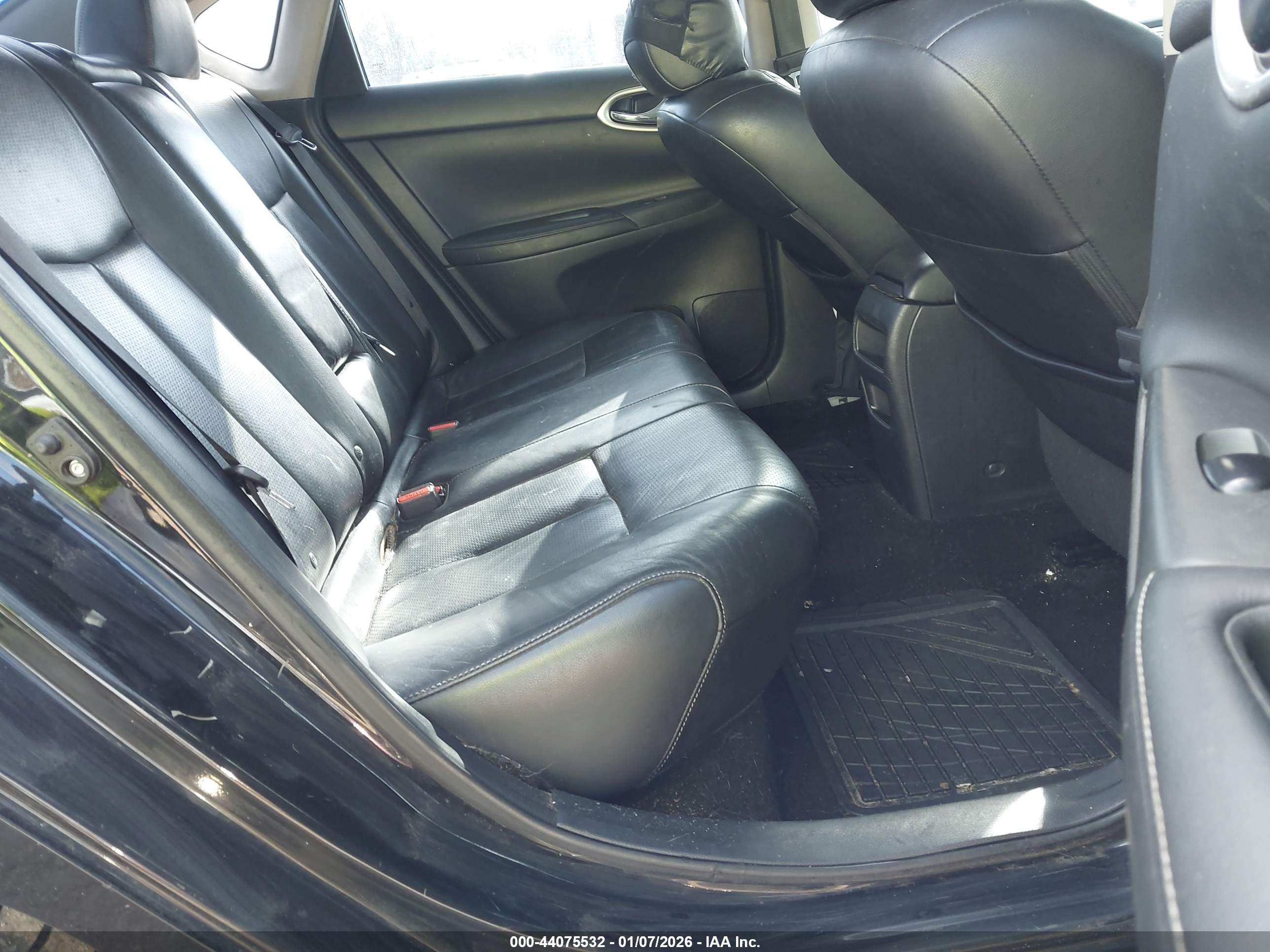 NISSAN SENTRA image 8