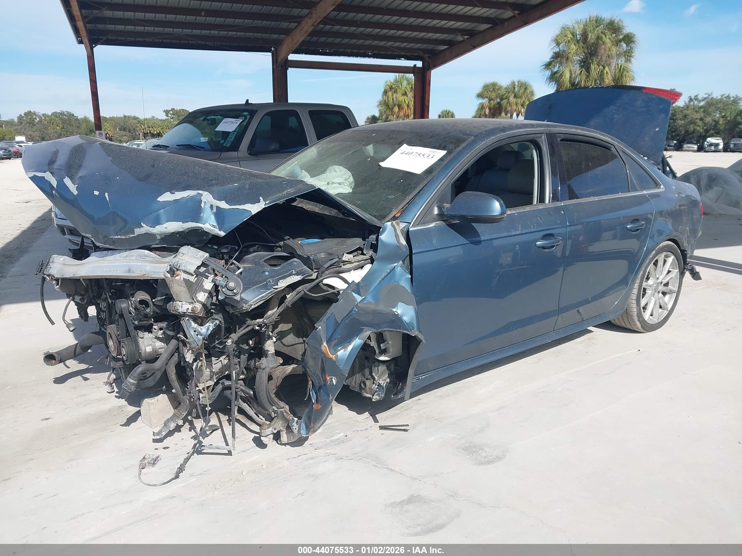 AUDI A4 image 2