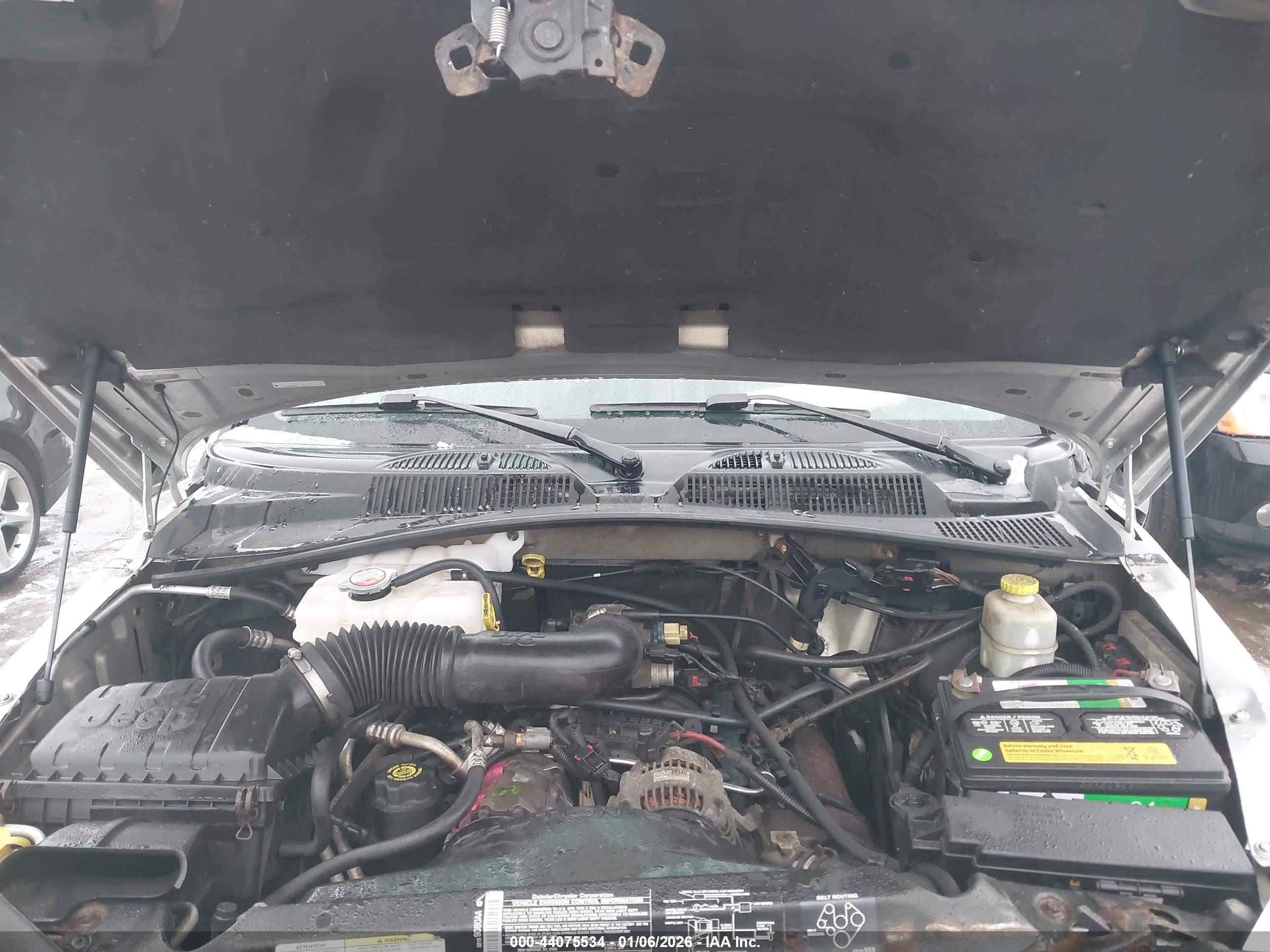 JEEP LIBERTY image 10