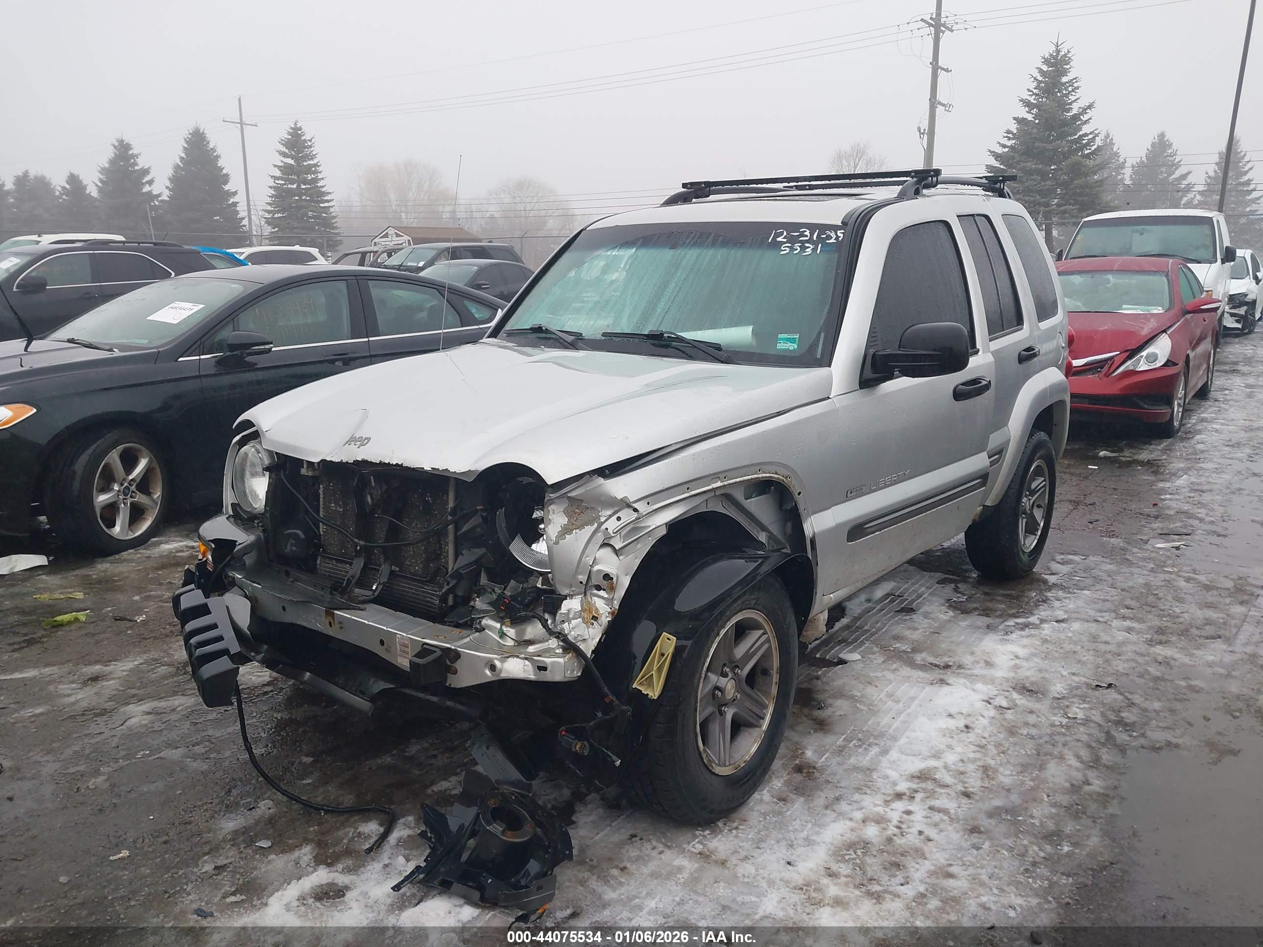 JEEP LIBERTY image 2