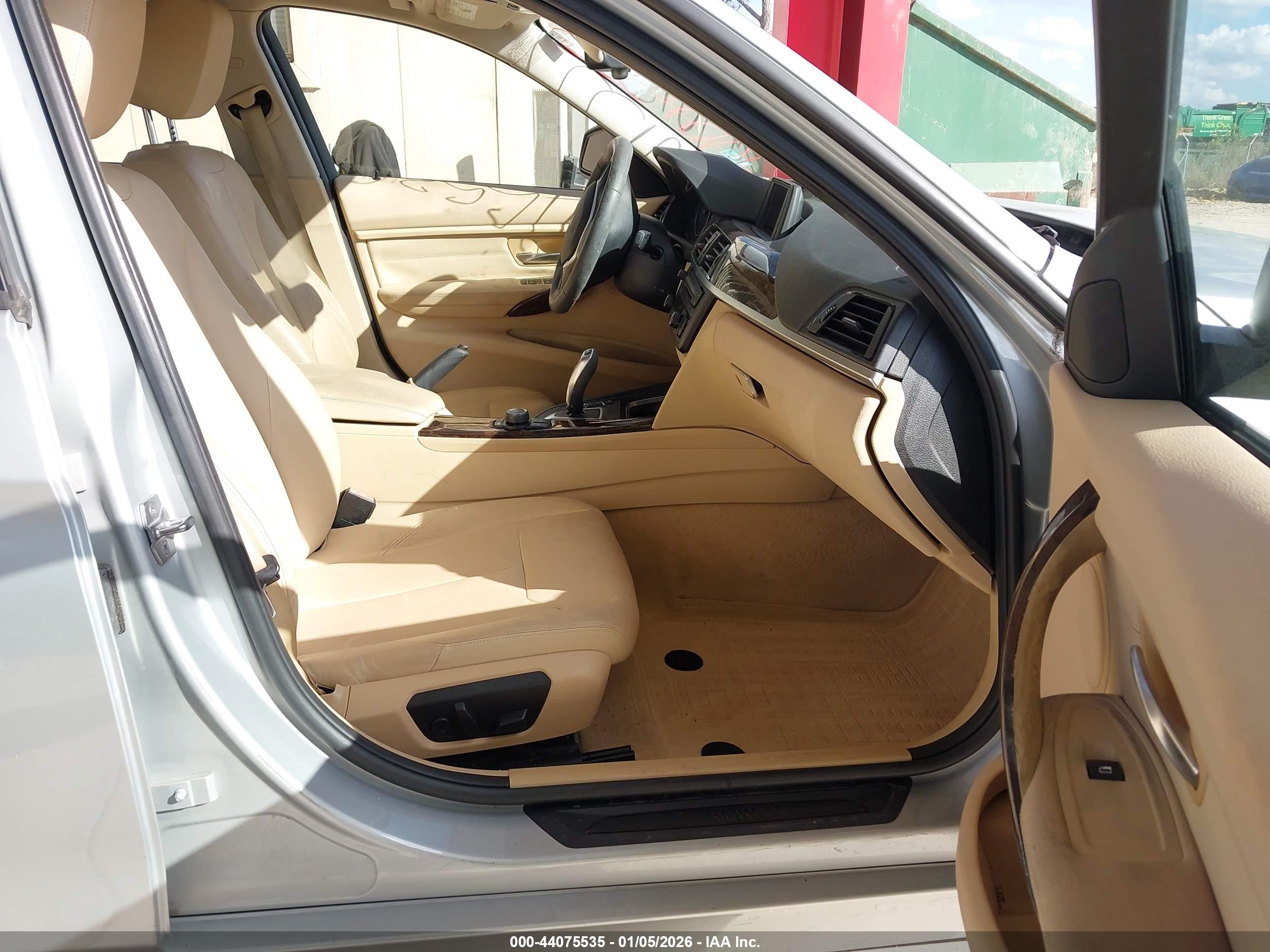 BMW 328I image 5