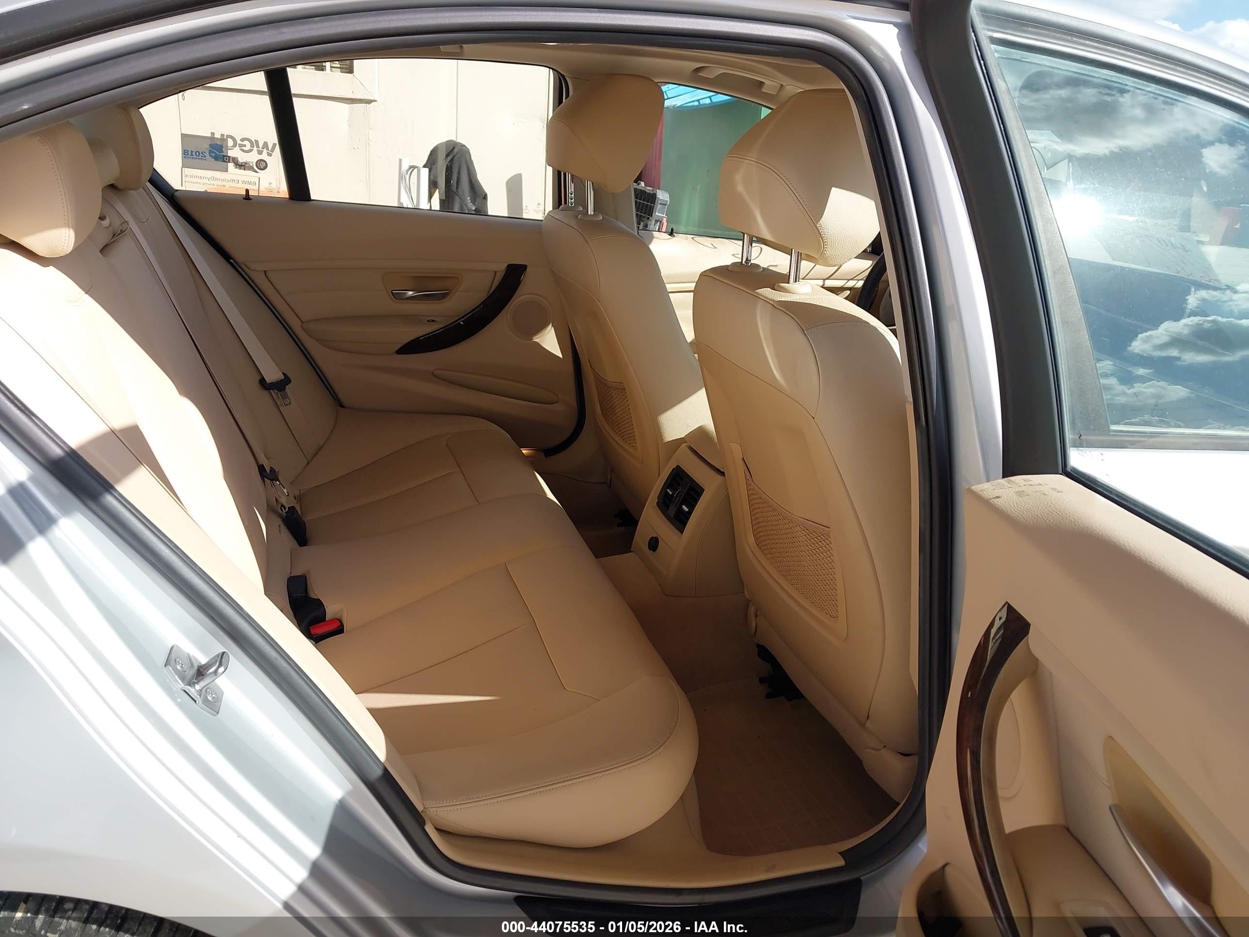BMW 328I image 8