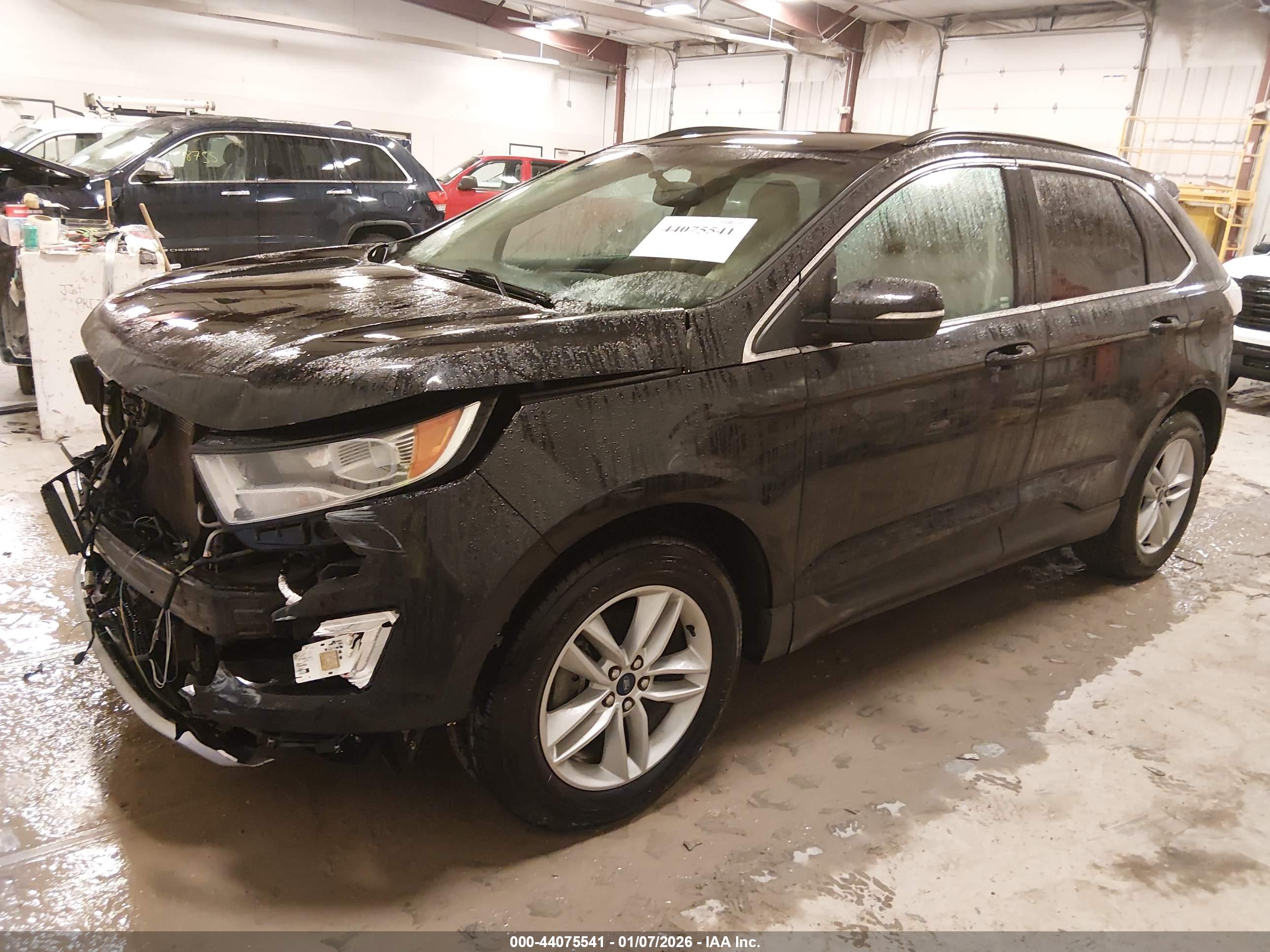 FORD EDGE image 2