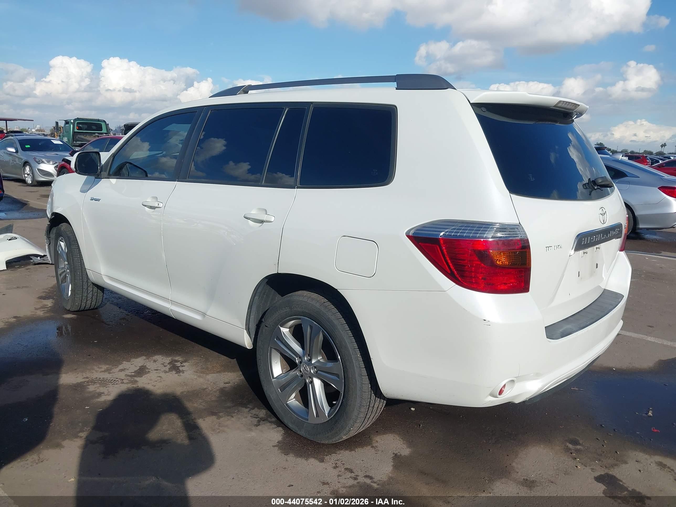 TOYOTA HIGHLANDER image 3