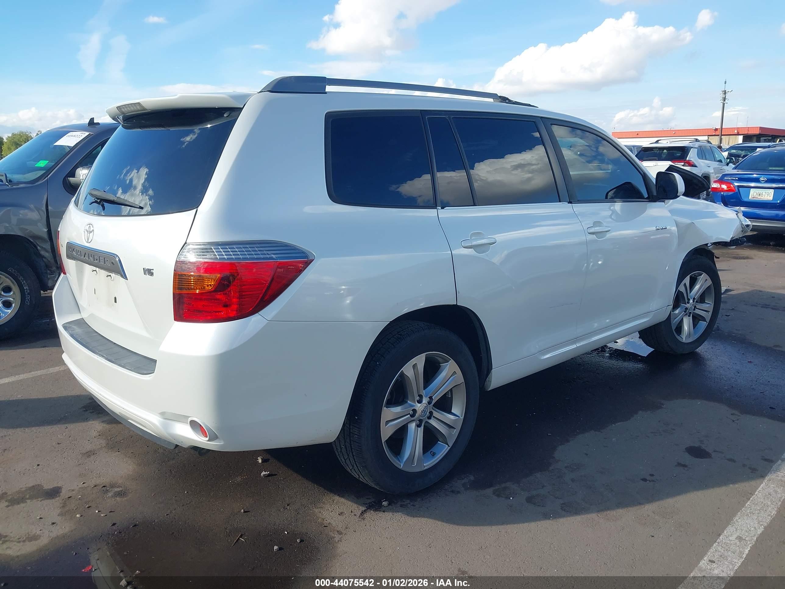 TOYOTA HIGHLANDER image 4