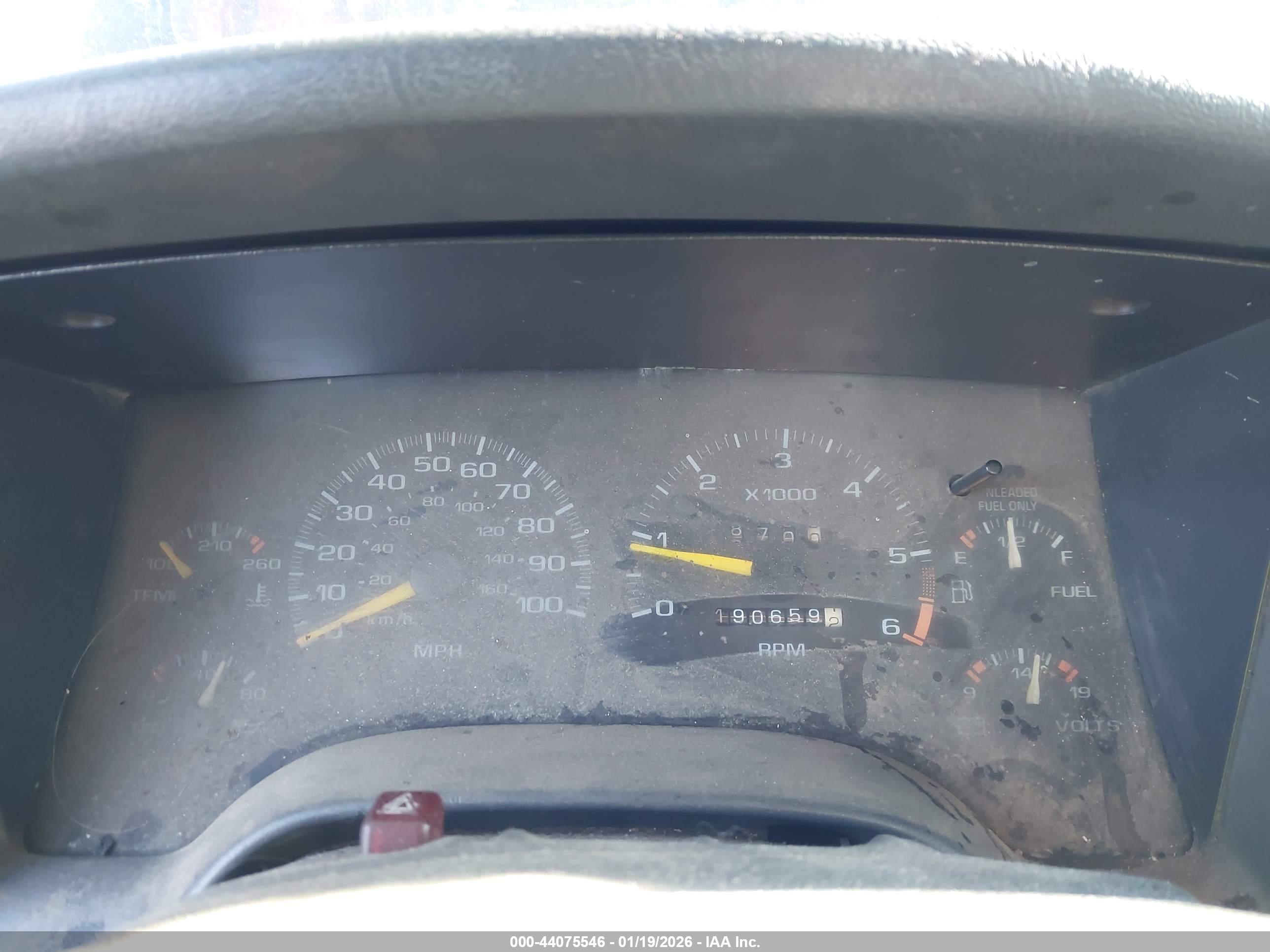 CHEVROLET T10 image 7