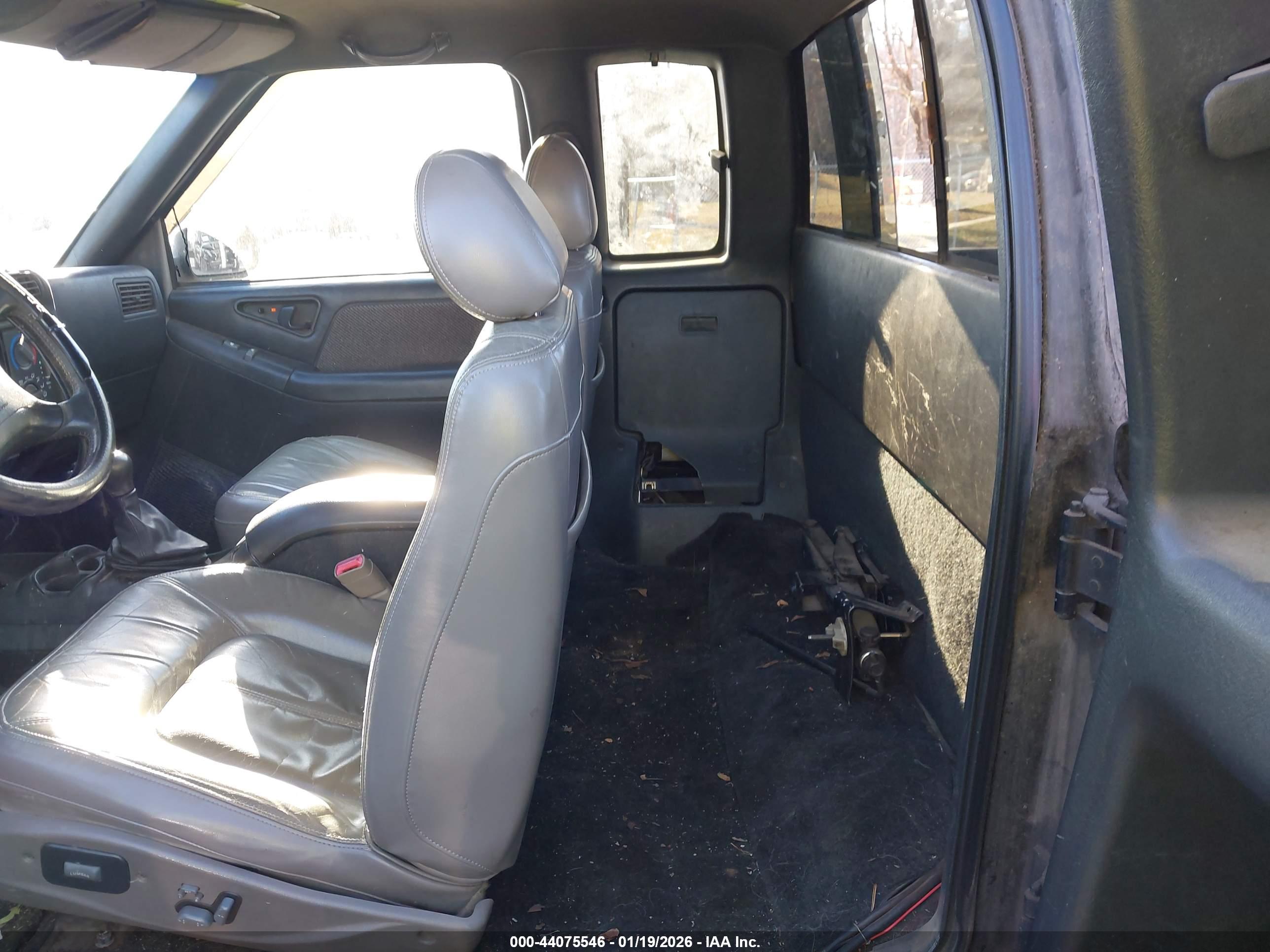 CHEVROLET T10 image 8