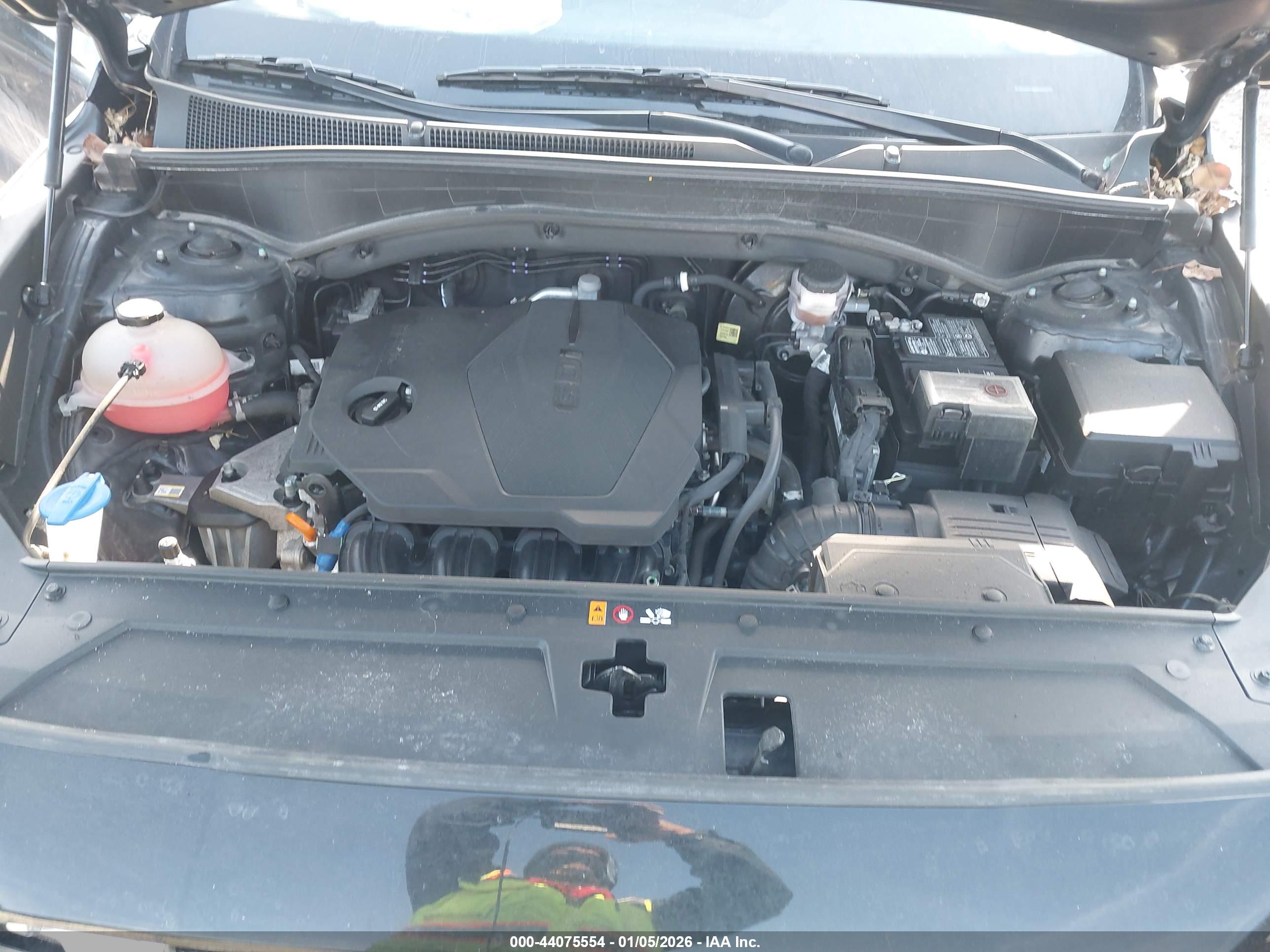 HYUNDAI SANTA image 10