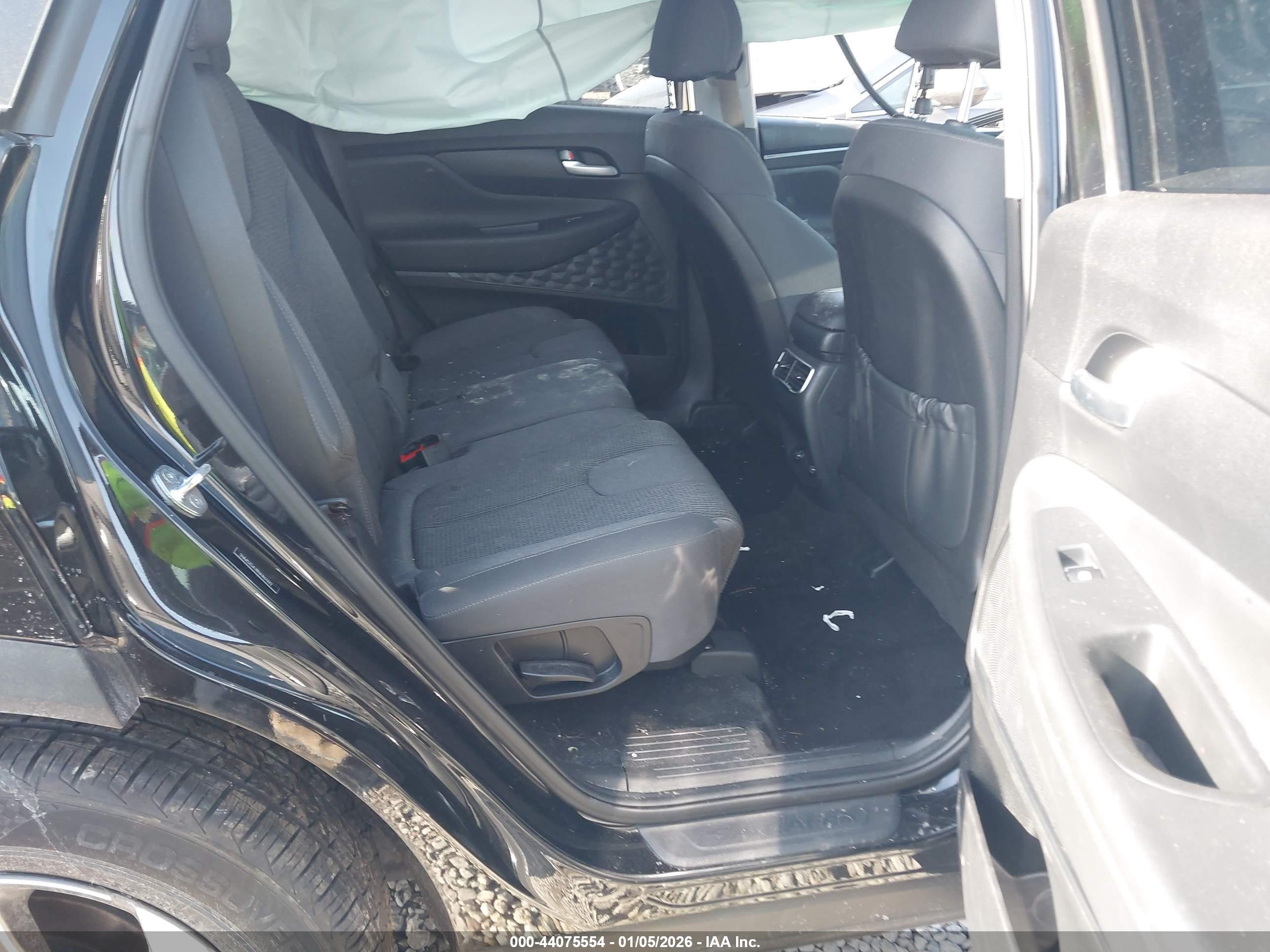 HYUNDAI SANTA image 8