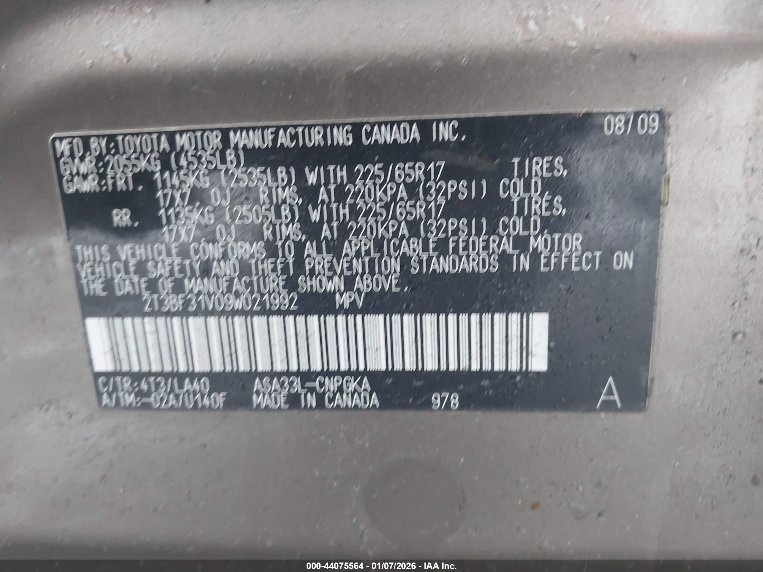 TOYOTA RAV4 image 9