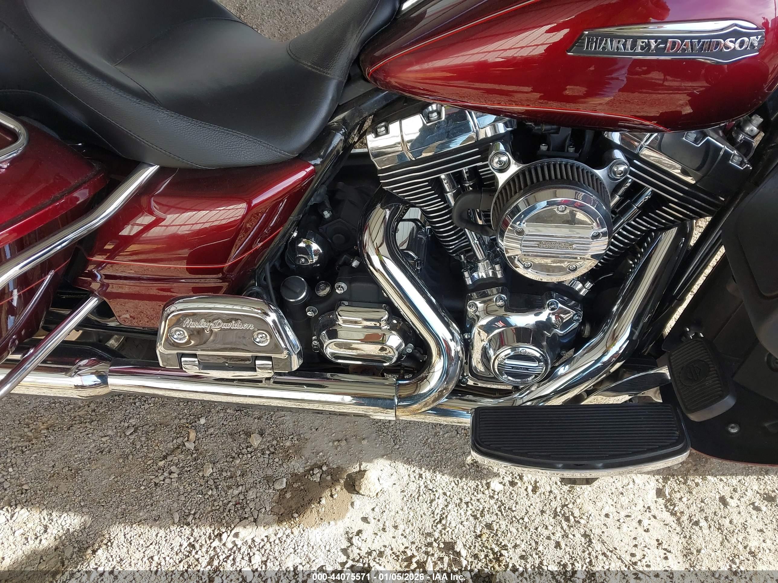 HARLEY-DAVIDSON FLHTCUL image 8