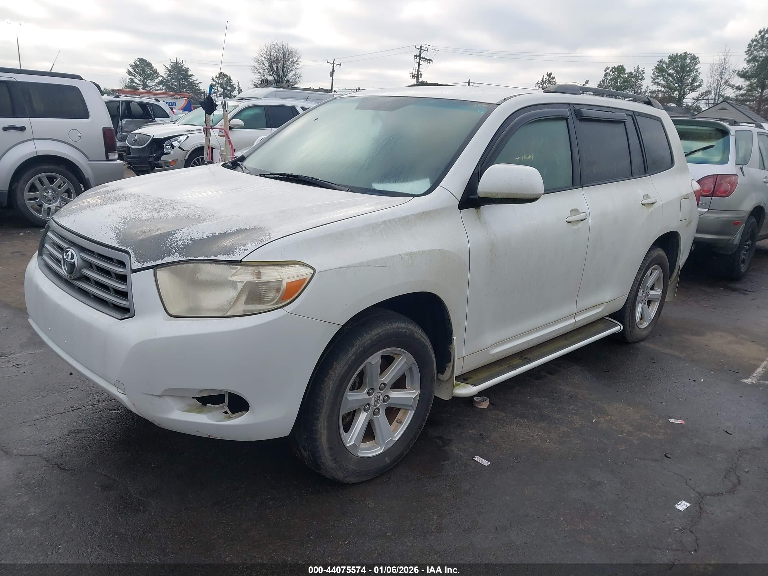 TOYOTA HIGHLANDER image 2