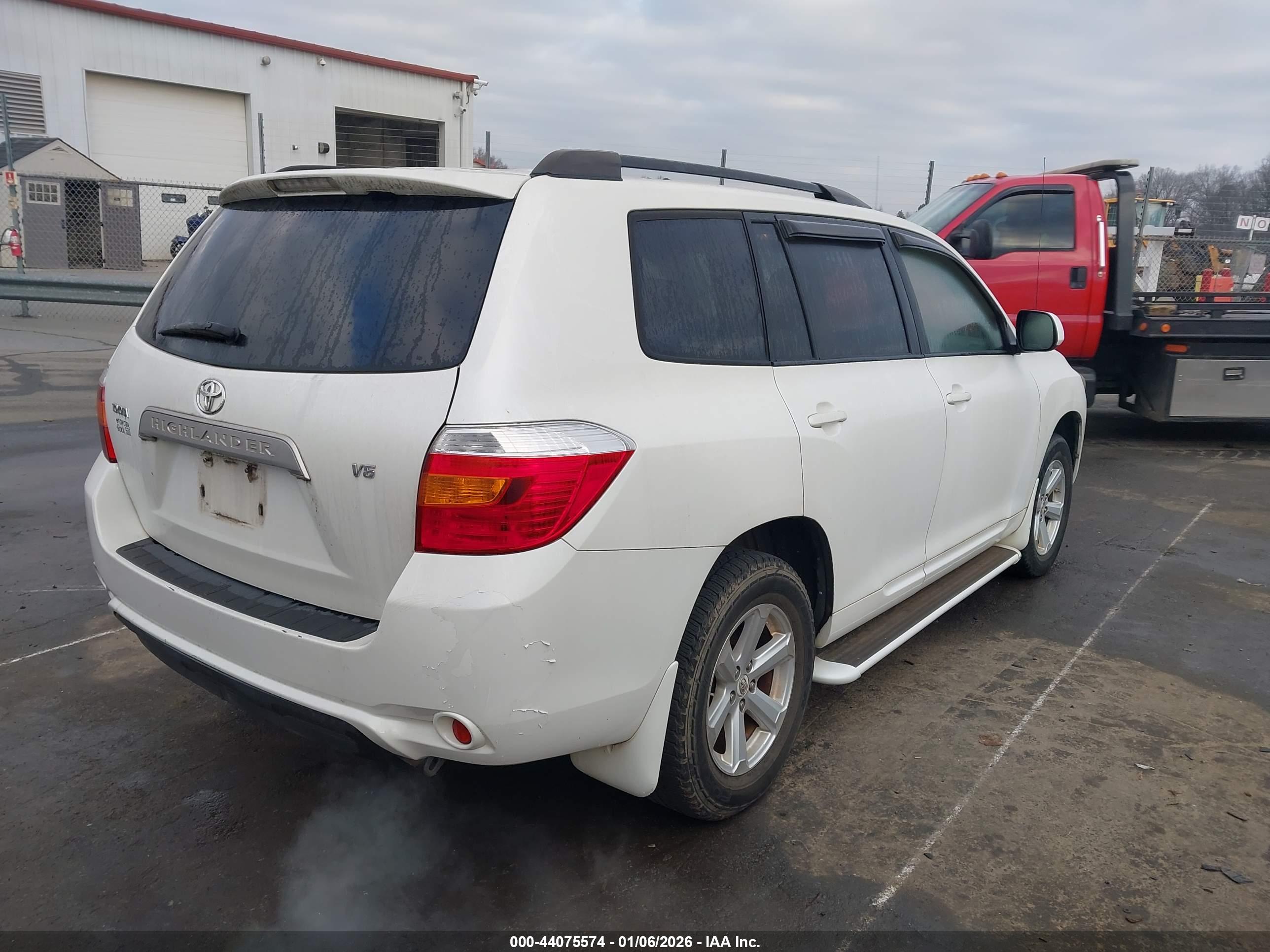 TOYOTA HIGHLANDER image 4