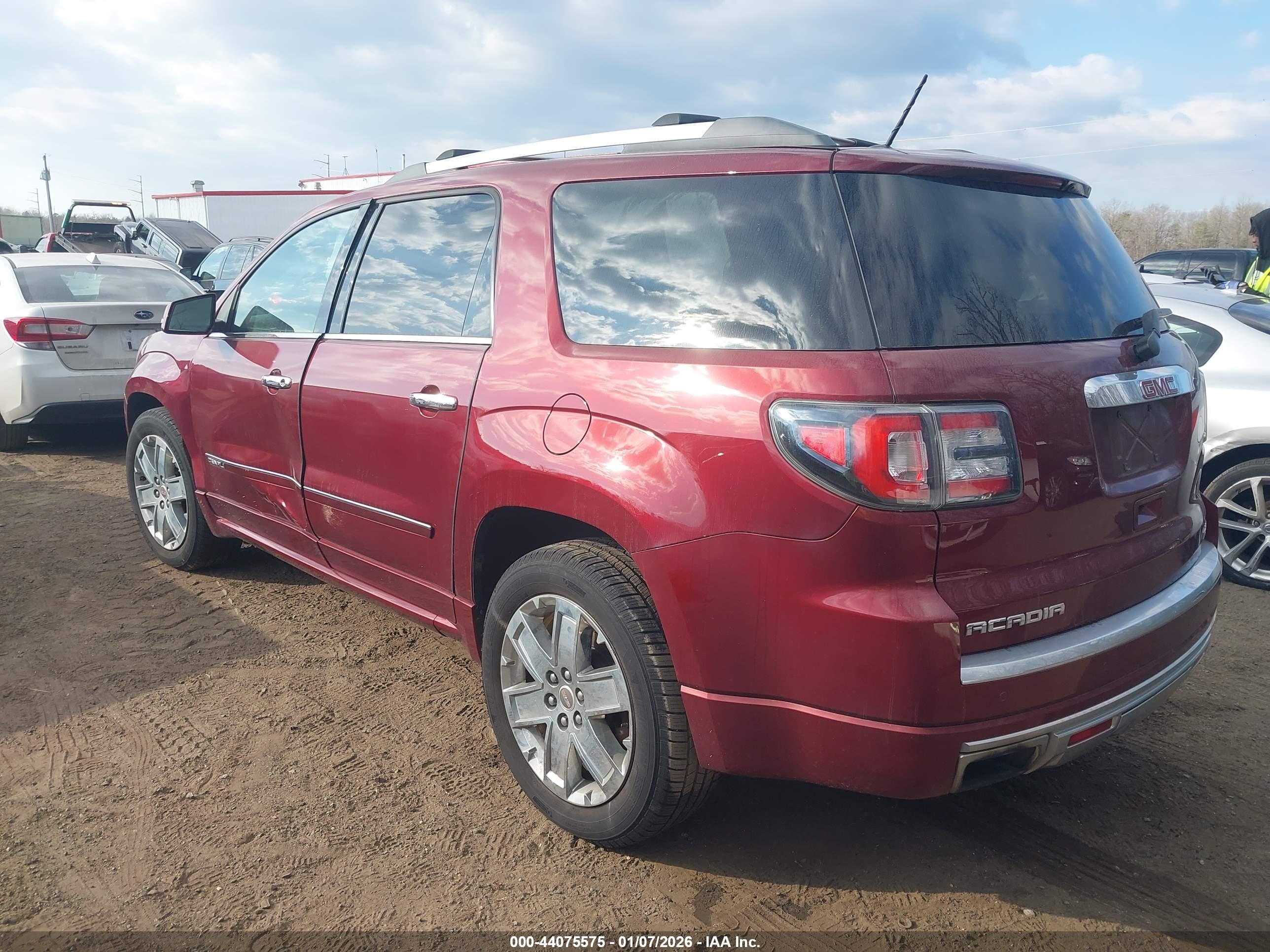 GMC ACADIA image 3