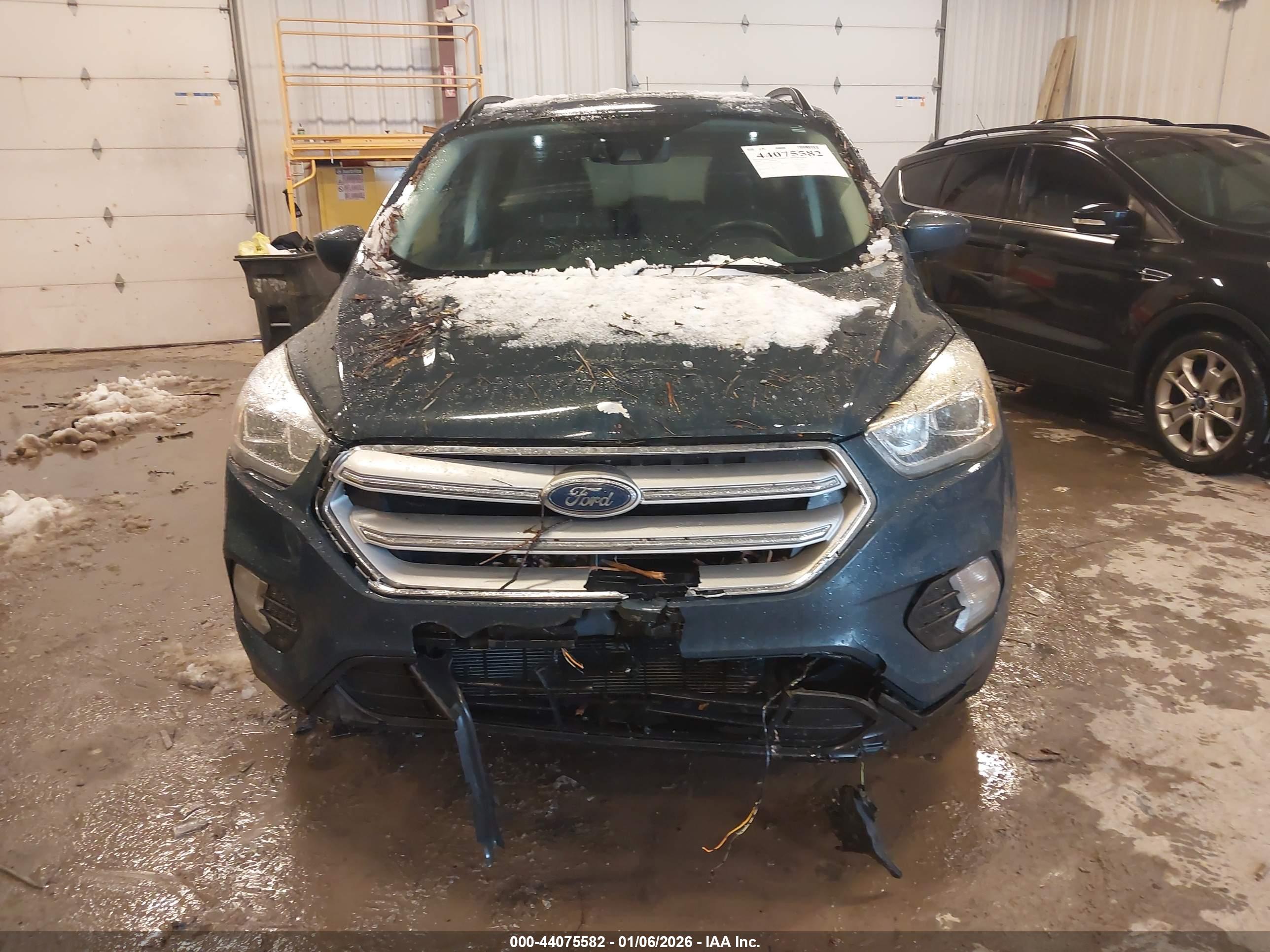 FORD ESCAPE image 6