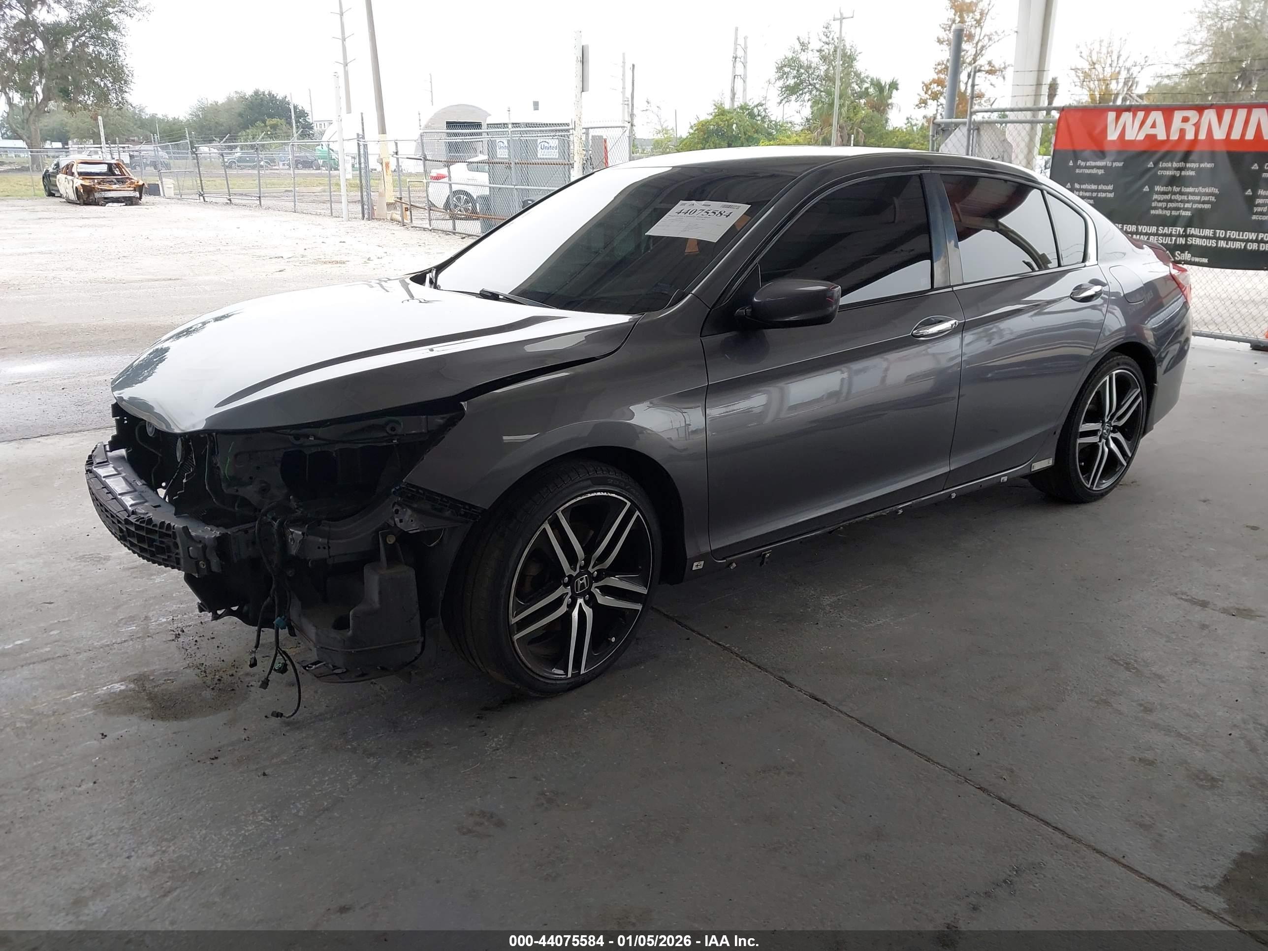 HONDA ACCORD image 2