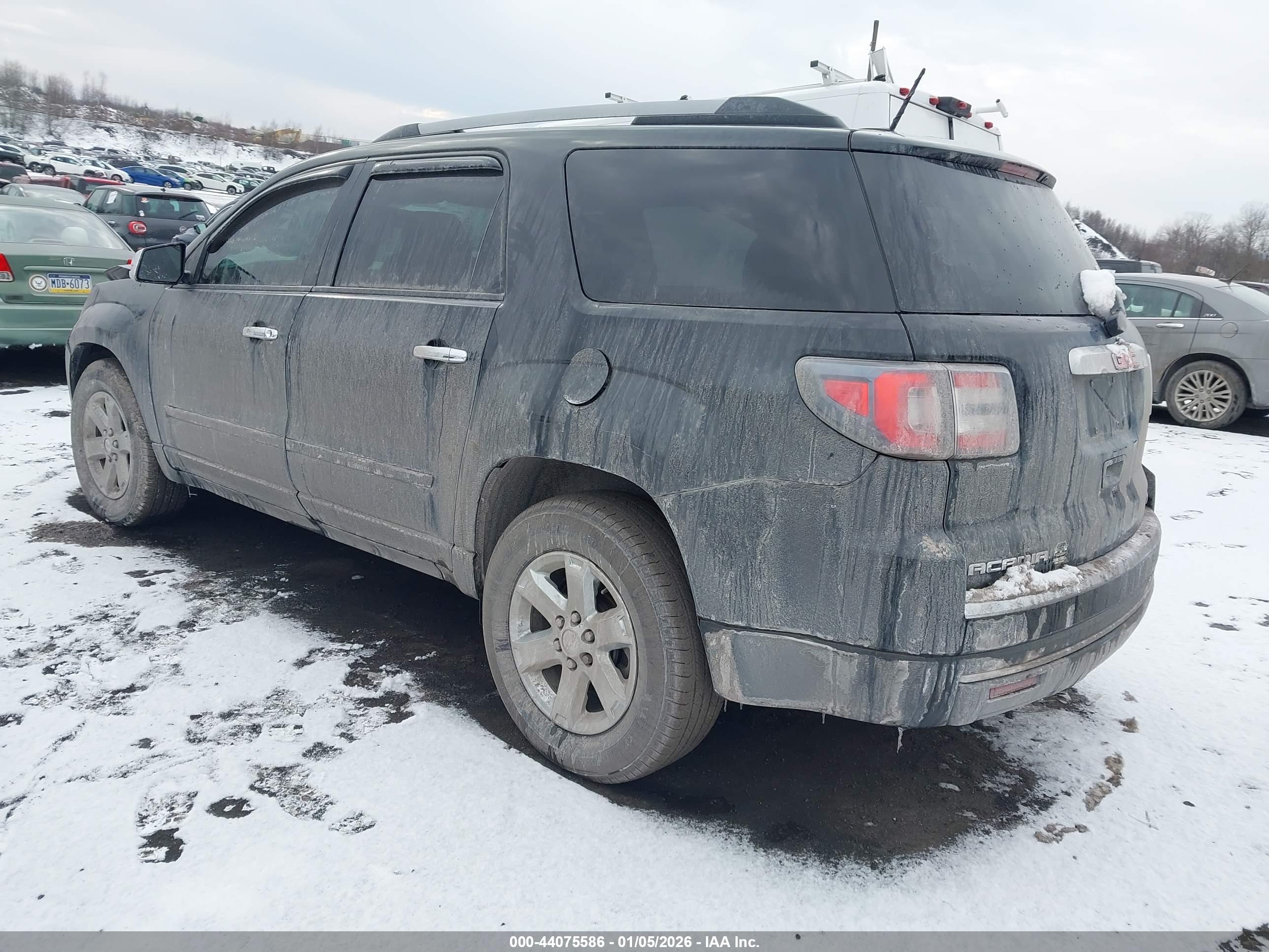 GMC ACADIA image 3