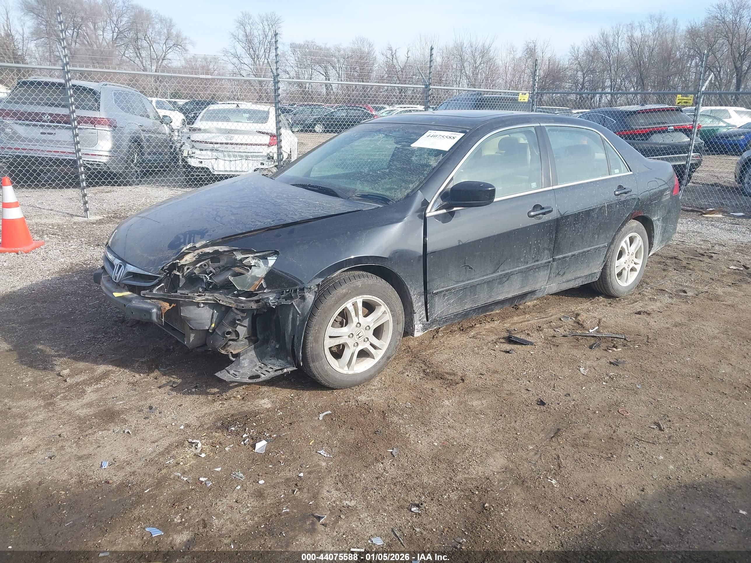 HONDA ACCORD image 2