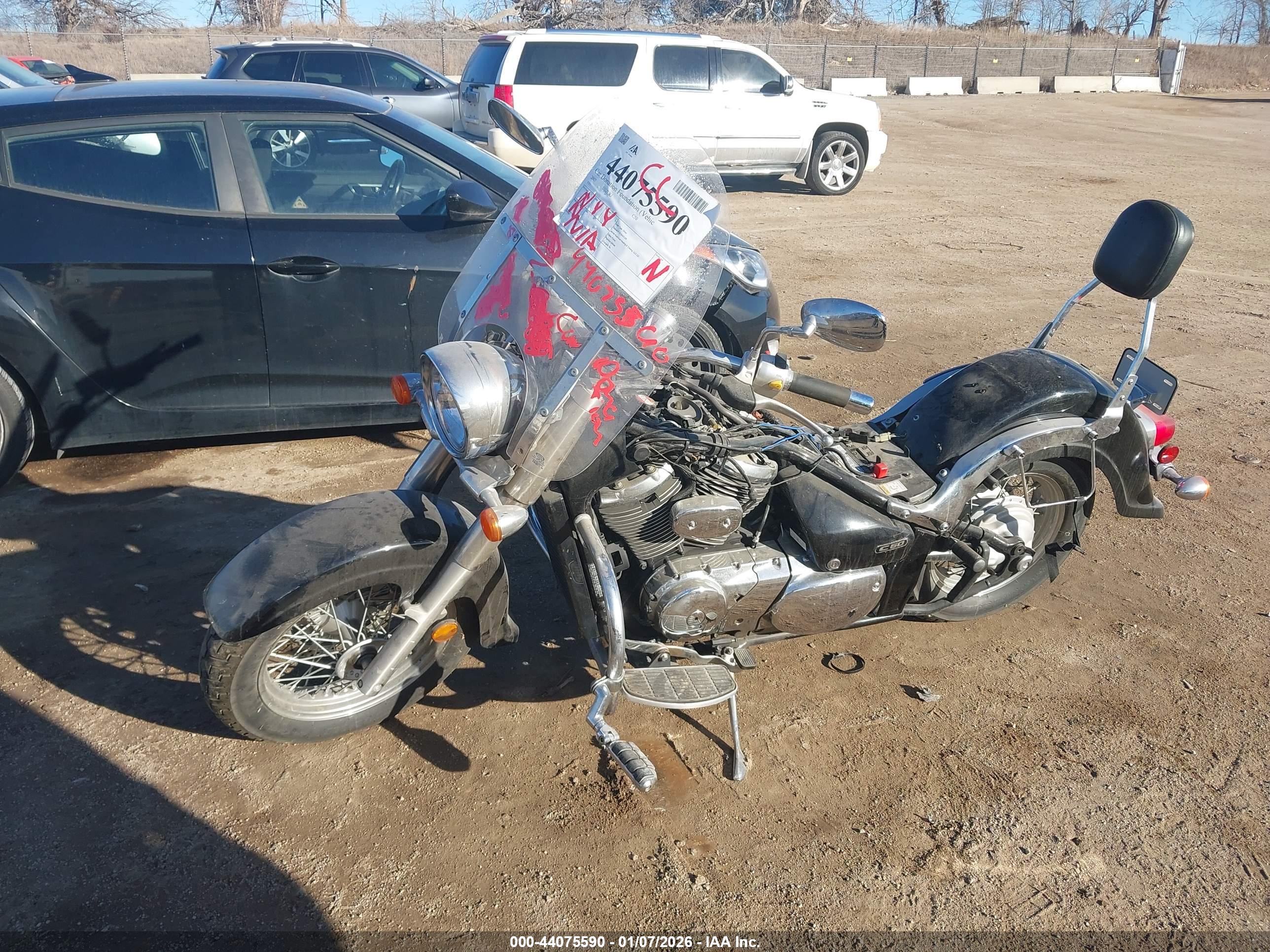 SUZUKI VL800 image 2