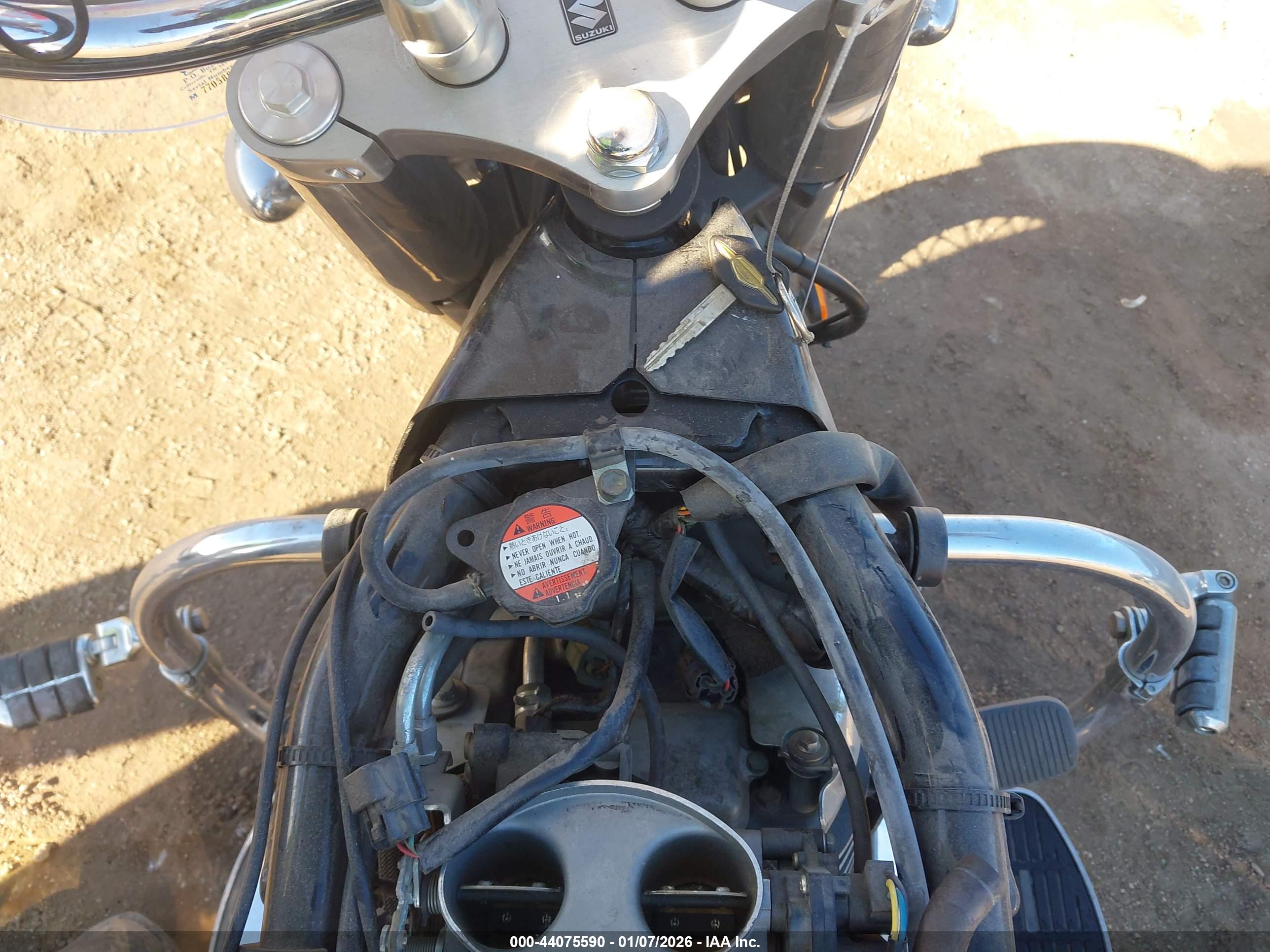 SUZUKI VL800 image 7