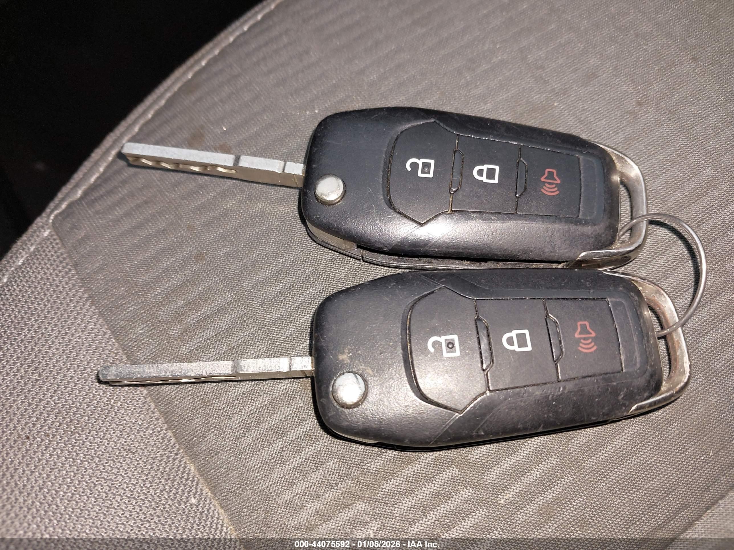 FORD ESCAPE image 11