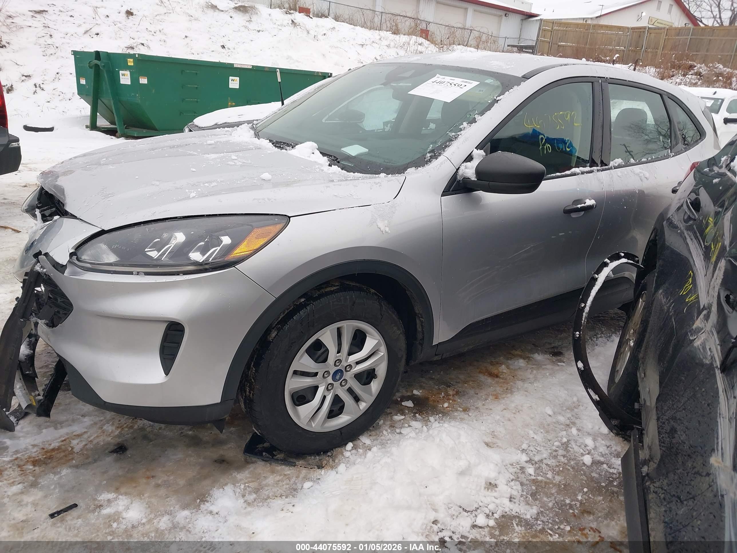 FORD ESCAPE image 2