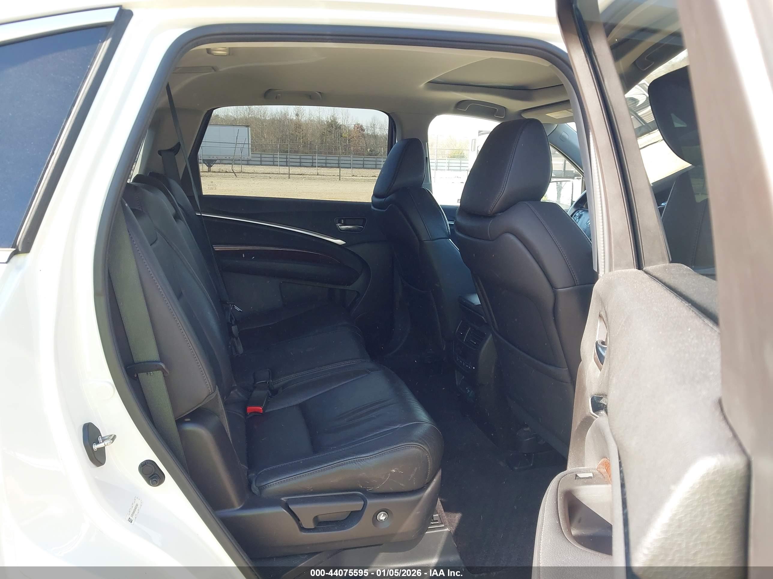 ACURA MDX image 8