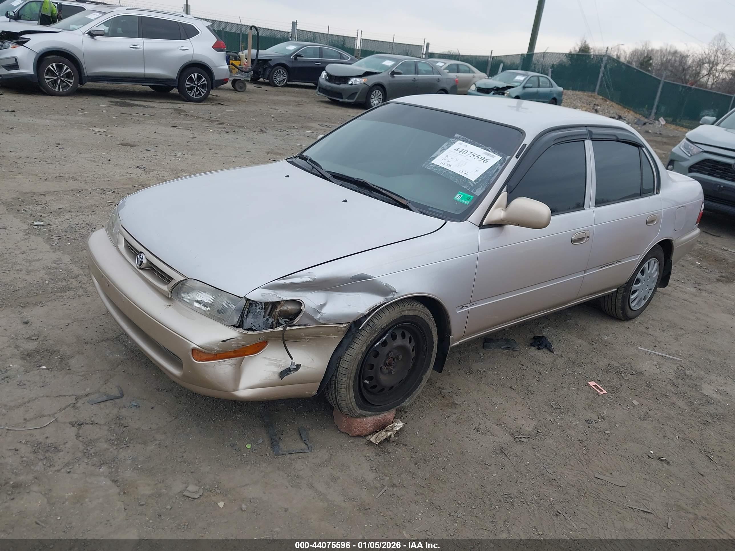 TOYOTA COROLLA image 2