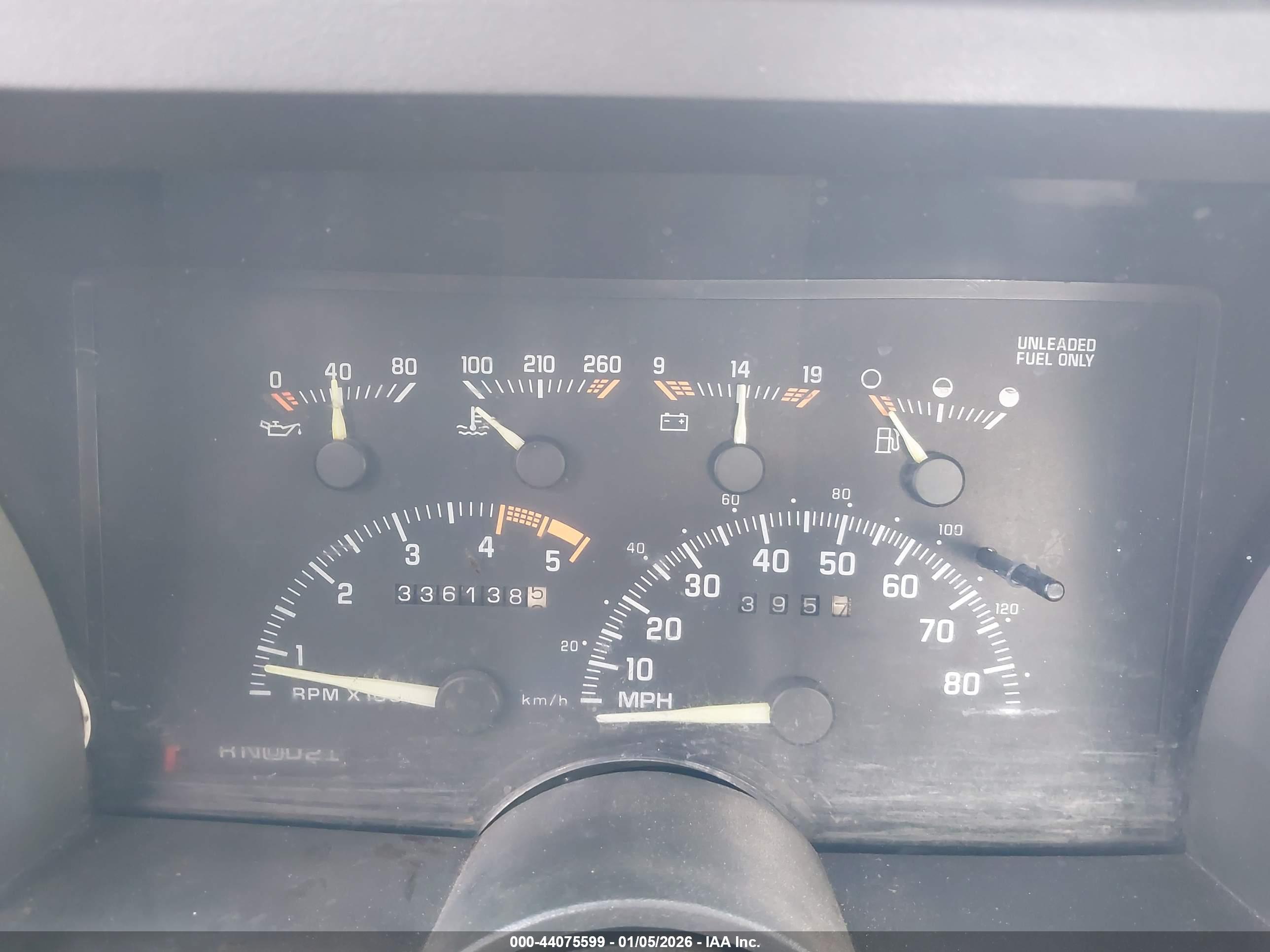 GMC SIERRA image 7