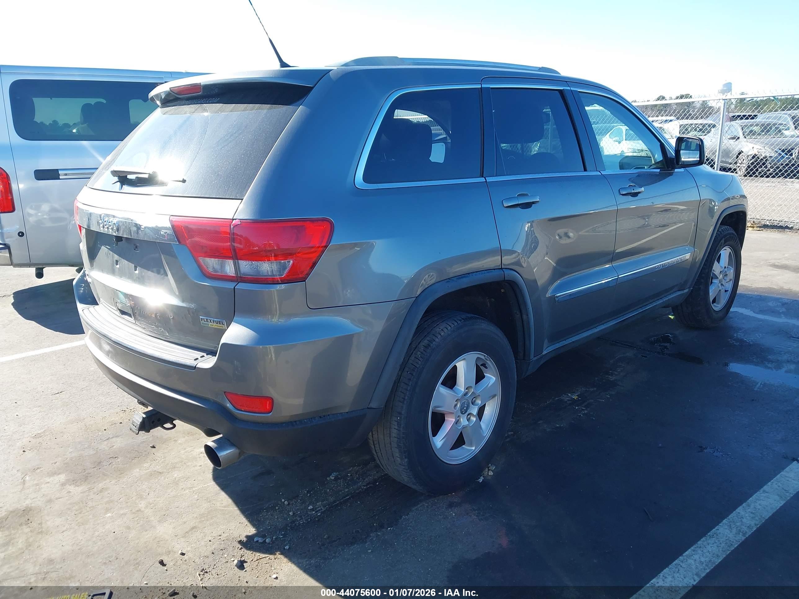 JEEP GRAND image 4