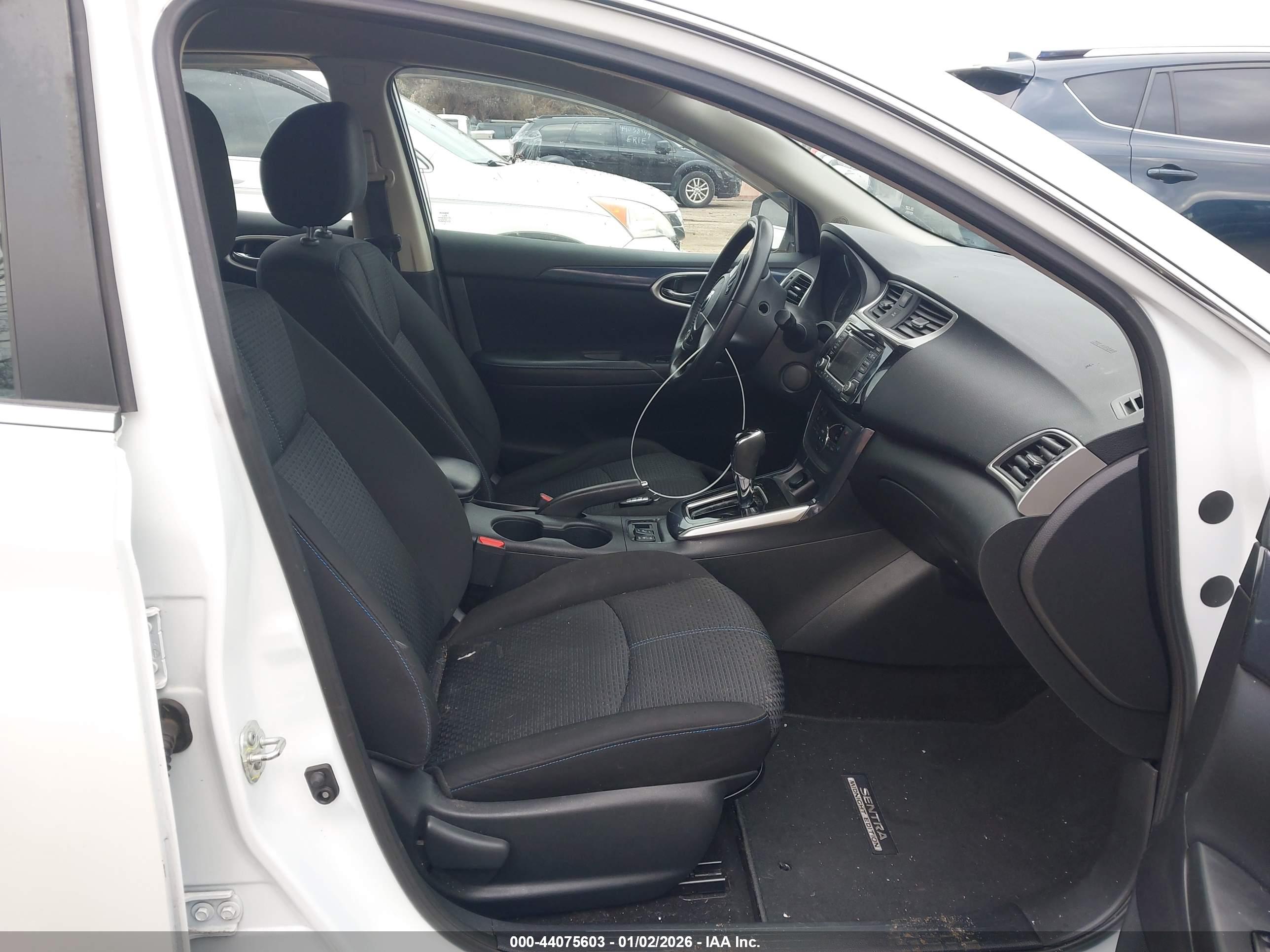 NISSAN SENTRA image 5