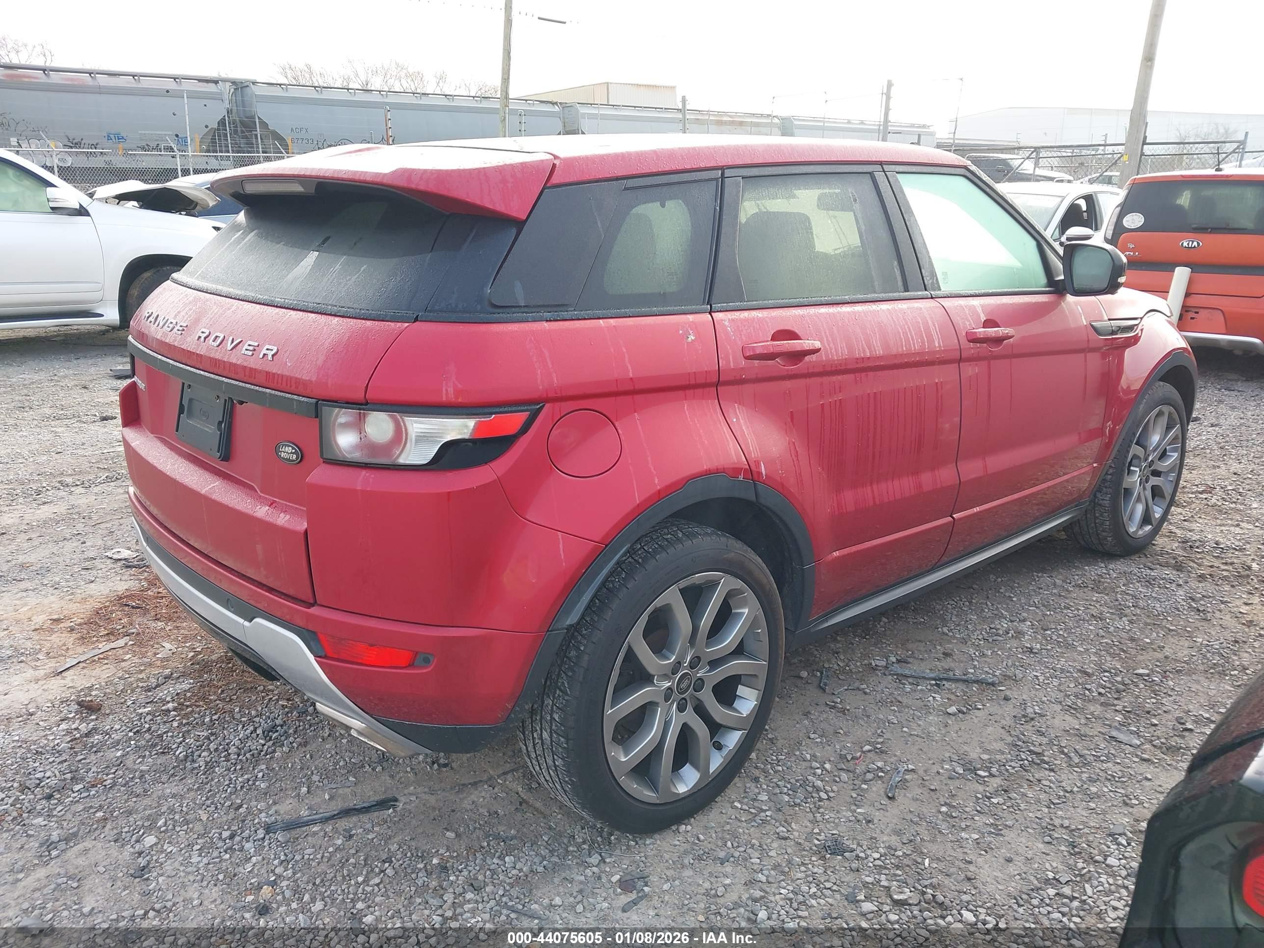 LAND ROVER image 4
