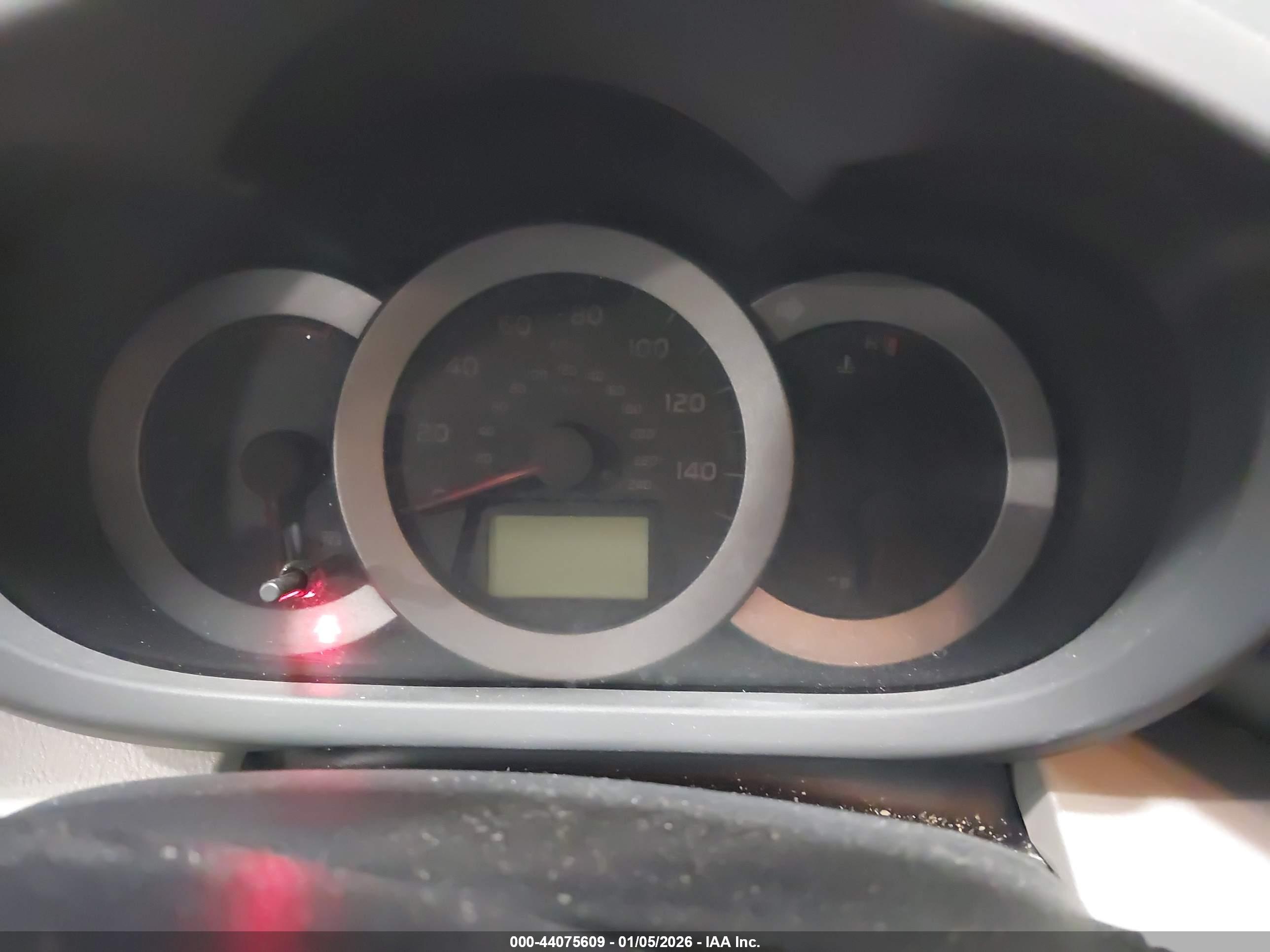 TOYOTA RAV4 image 7