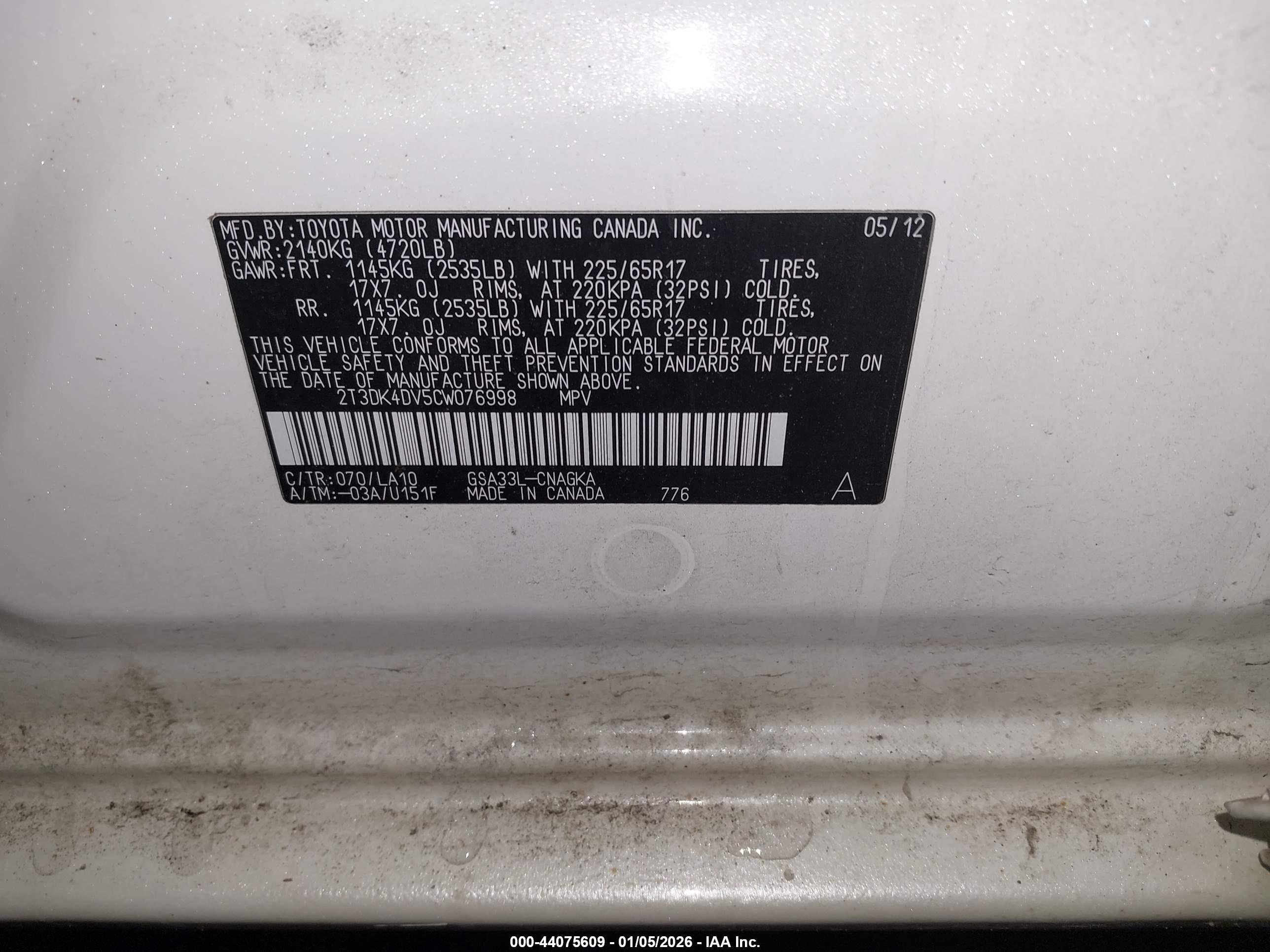 TOYOTA RAV4 image 9