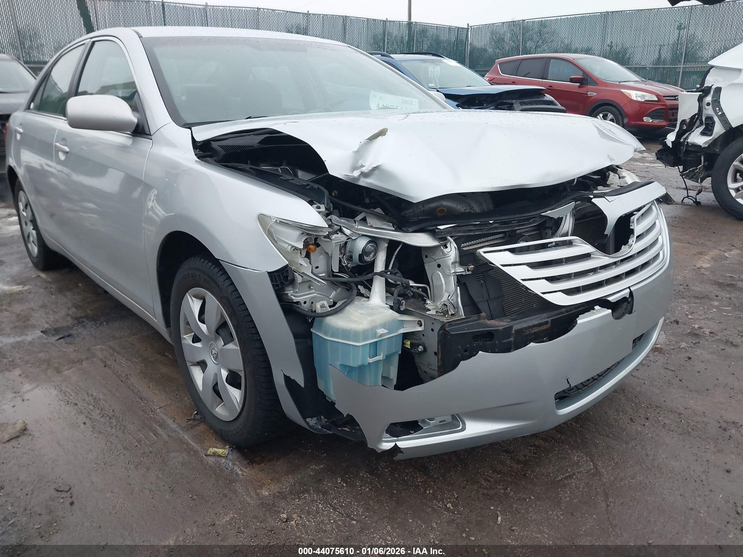 TOYOTA CAMRY image 6