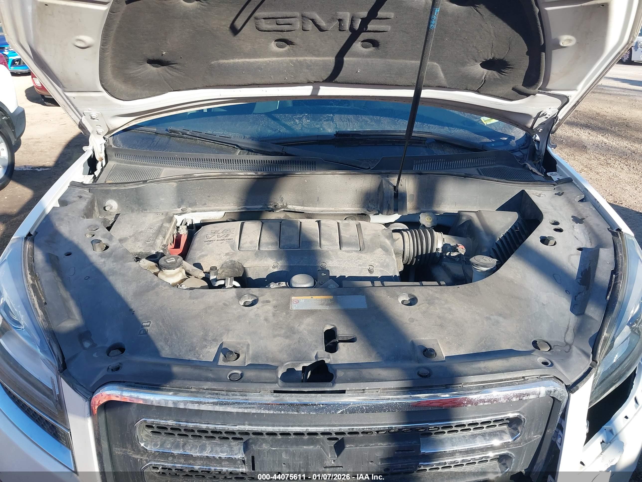 GMC ACADIA image 10