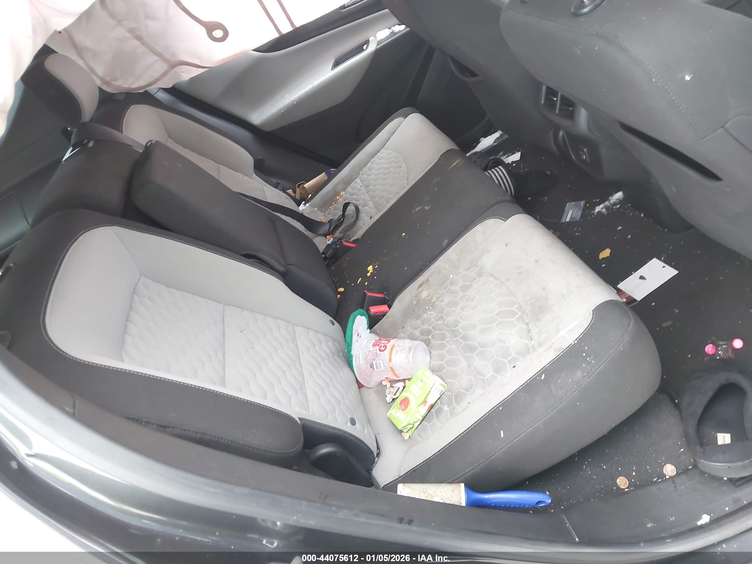 CHEVROLET EQUINOX image 8