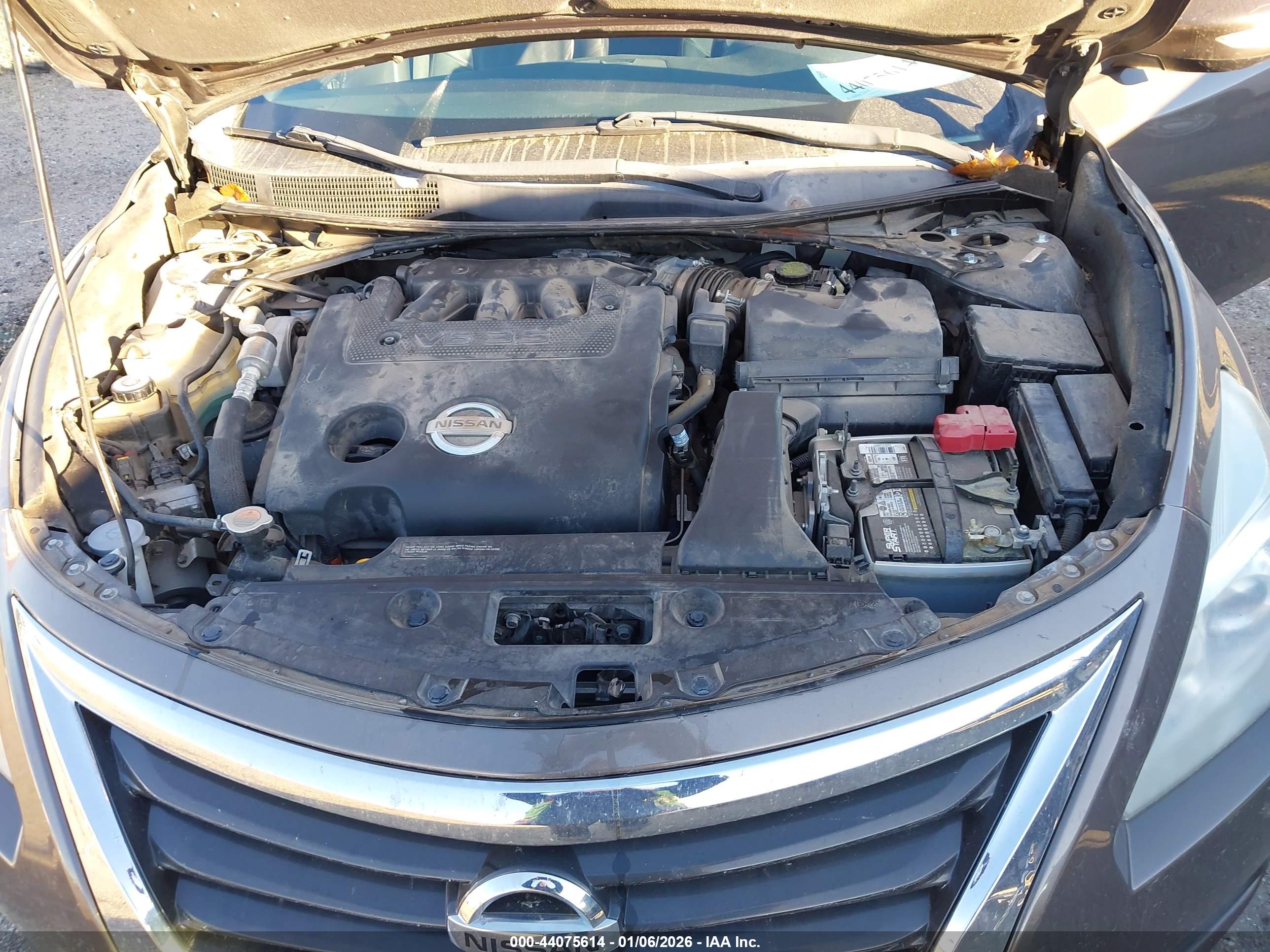 NISSAN ALTIMA image 10