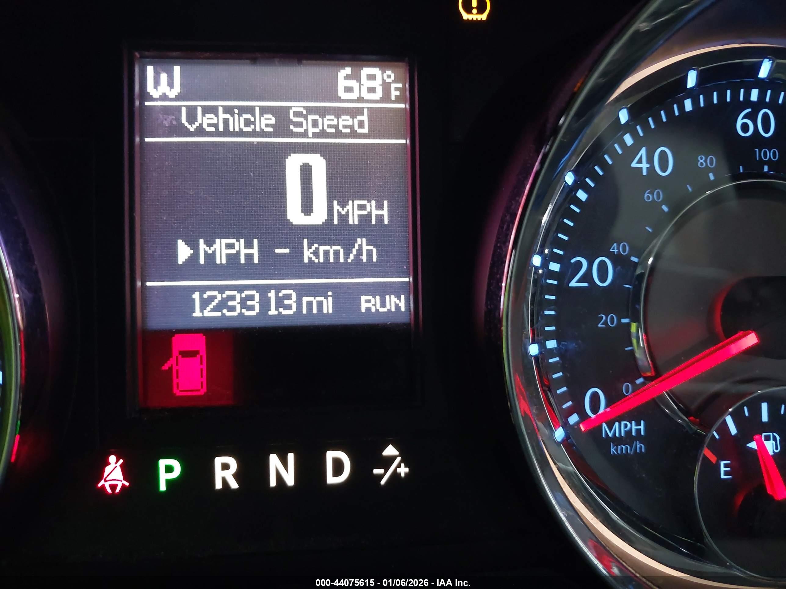 CHRYSLER TOWN image 7
