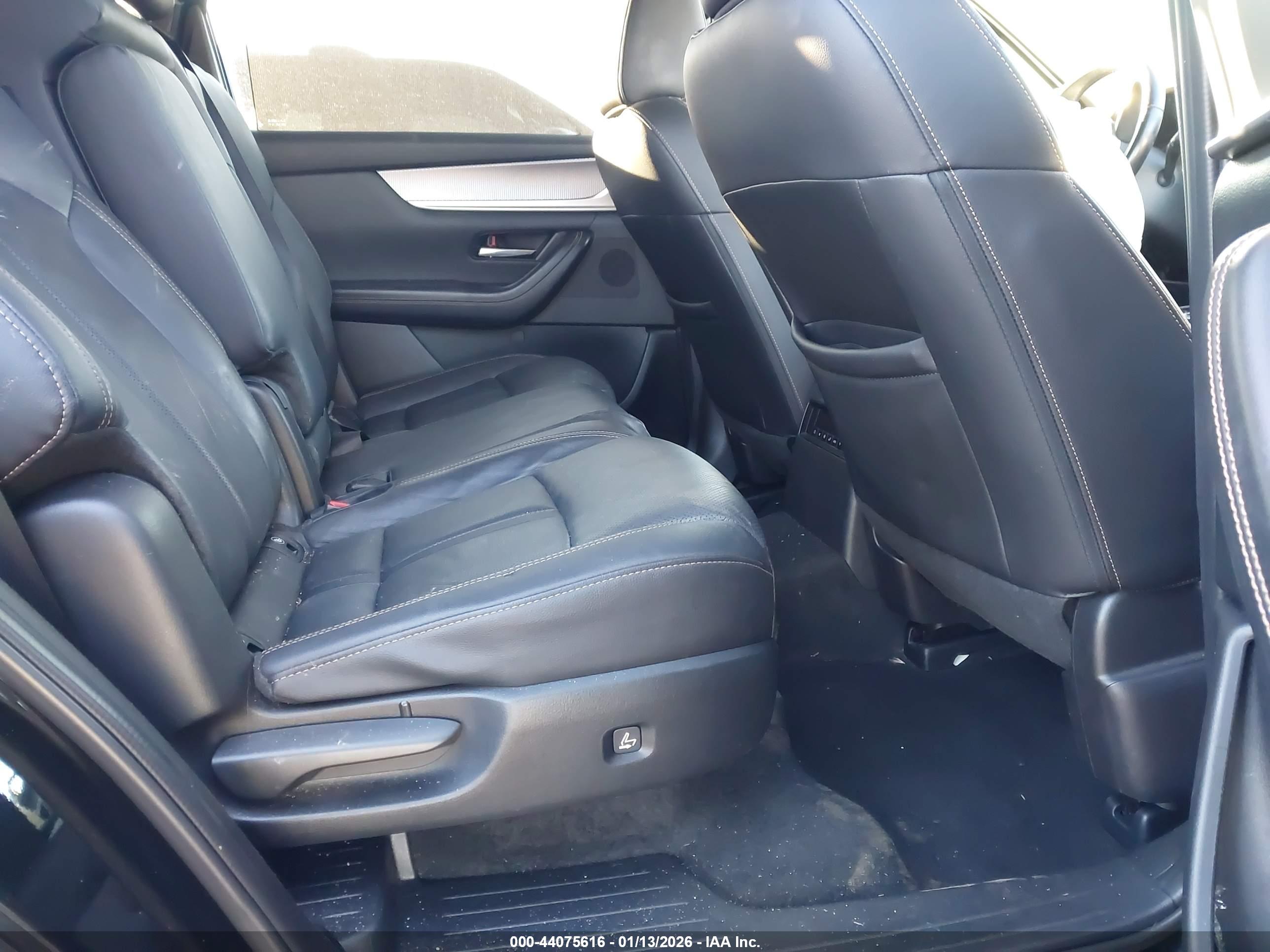 MAZDA CX-90 image 8