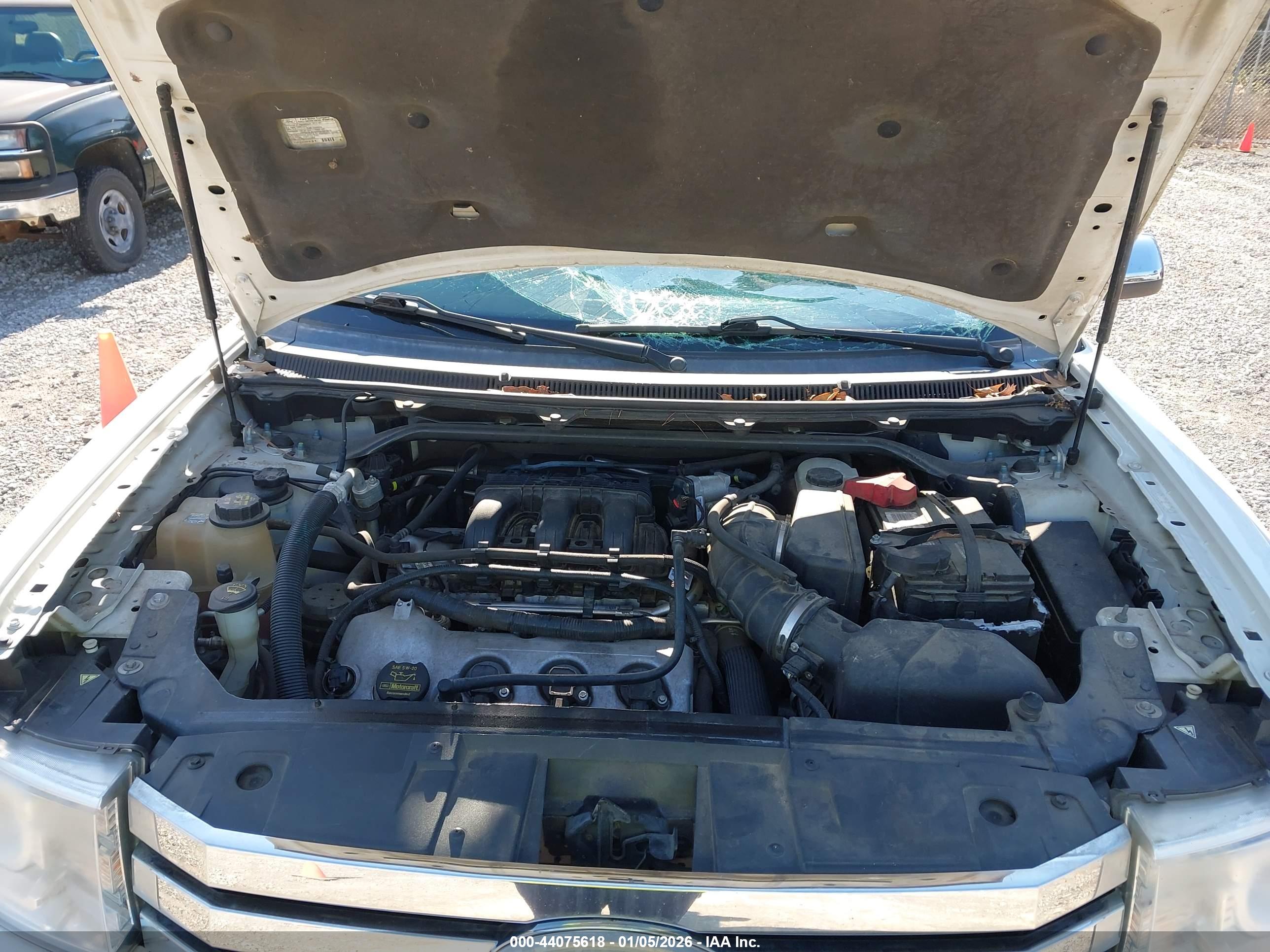 FORD FLEX image 10